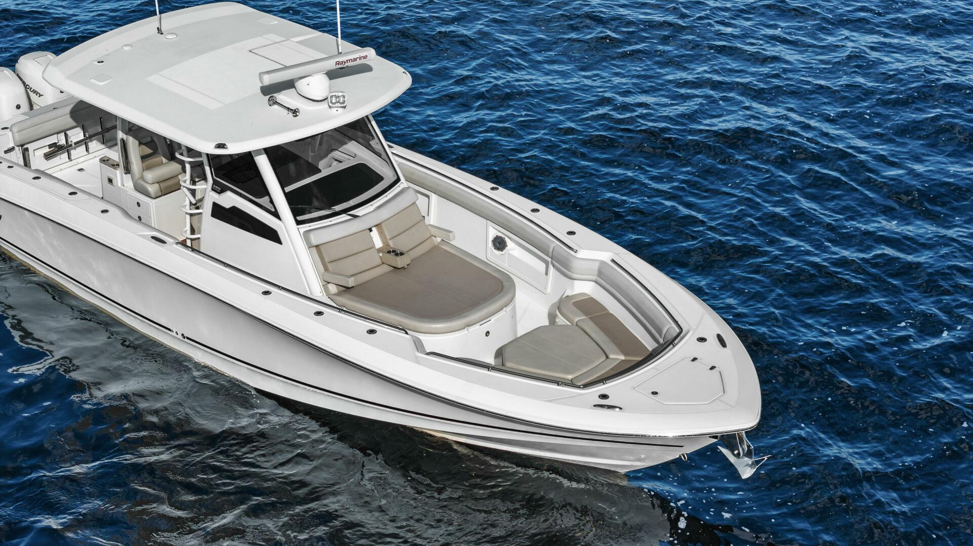 2019 Boston Whaler 380 Outrage - Image 39
