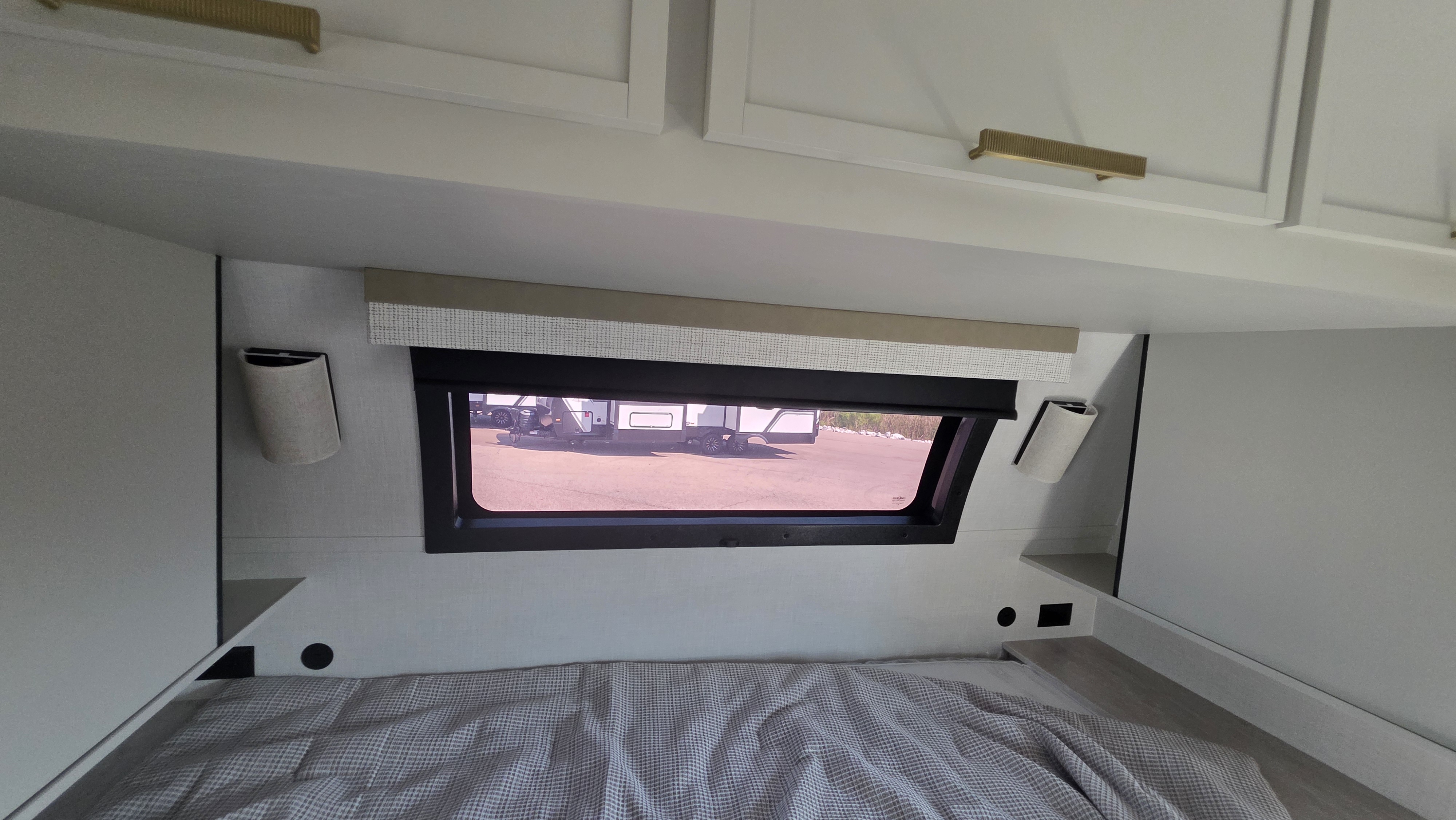 2027 VENTURE RV STRATUS 261VRB - Image 30