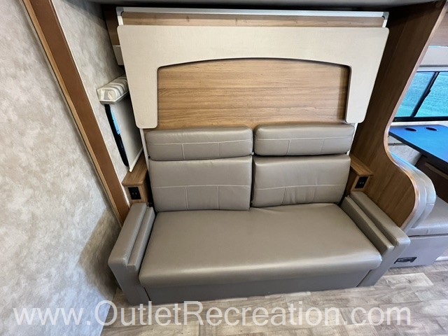 2019 Winnebago View 24D - Image 16
