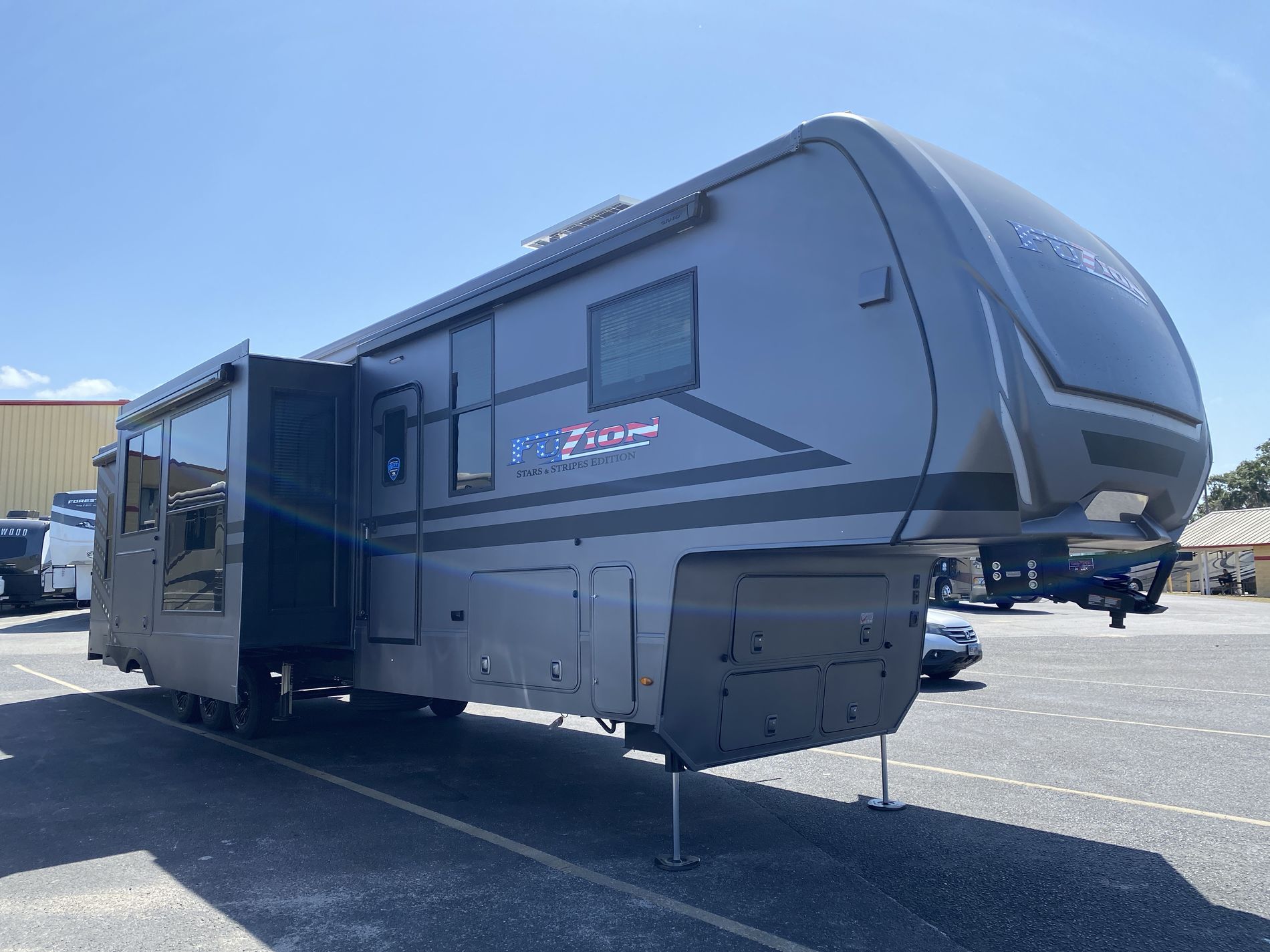 2025 Keystone Fuzion