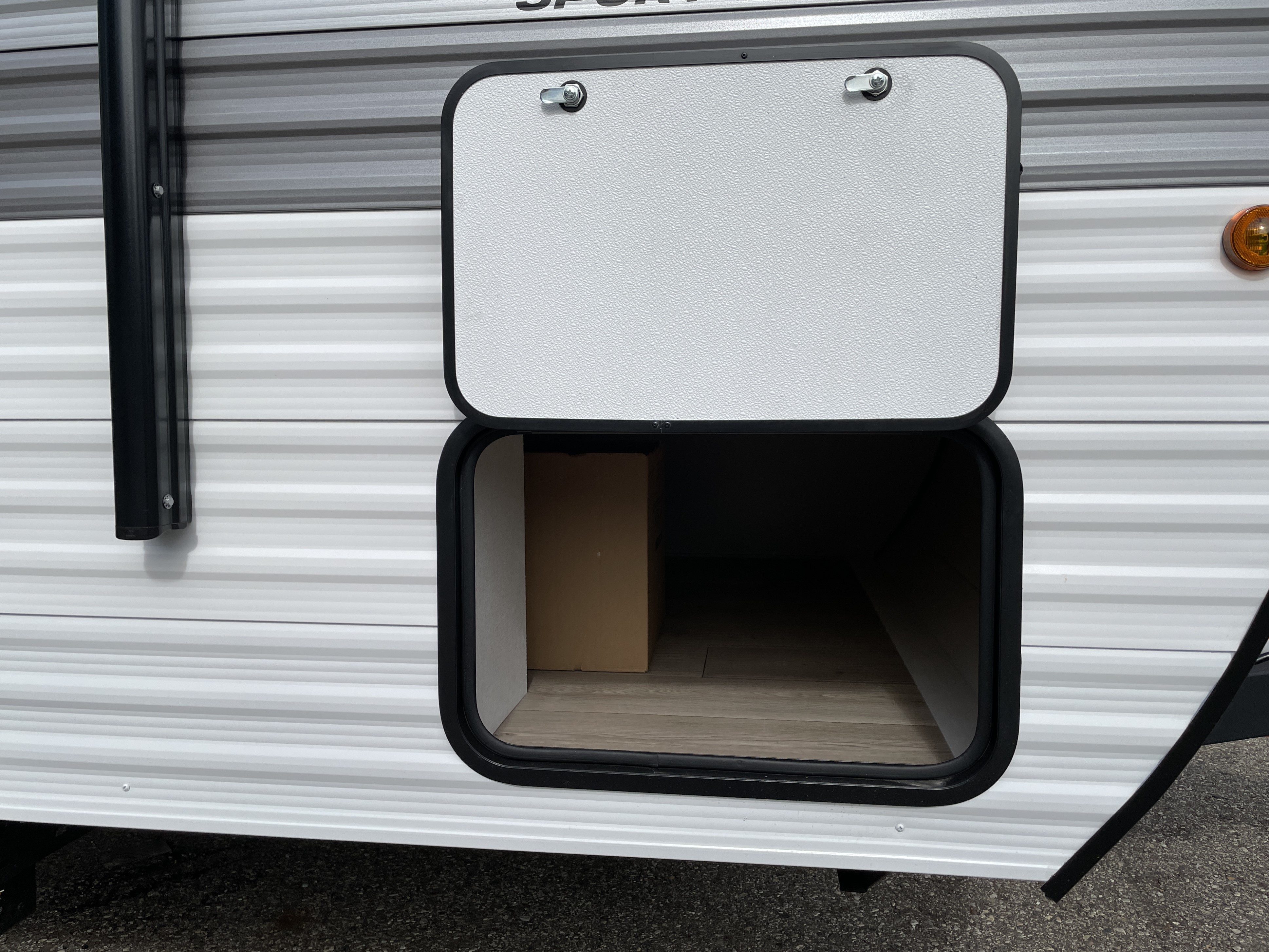 2027 Jayco Jay Flight SLX 172DB - Image 5