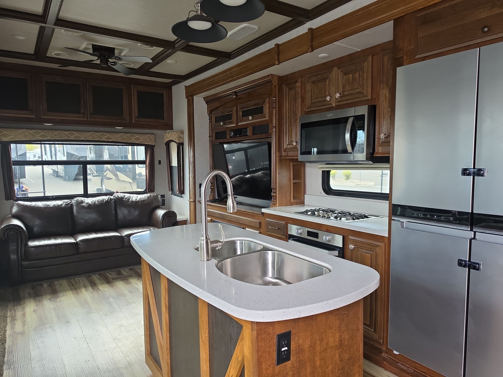 2019 Heartland Bighorn BH 3160 ELITE - Image 32