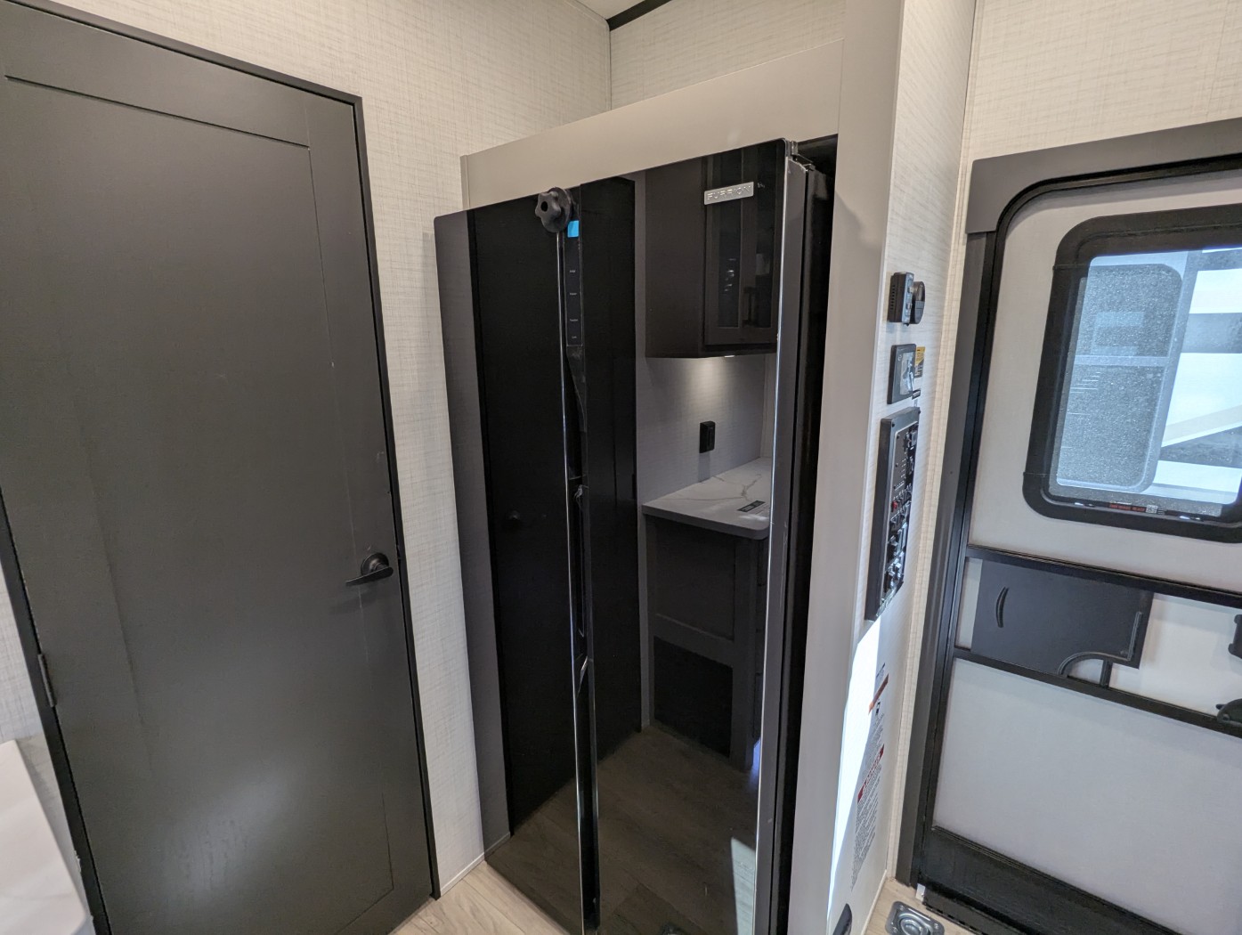 2026 Forest River Stealth 2600 - Image 23