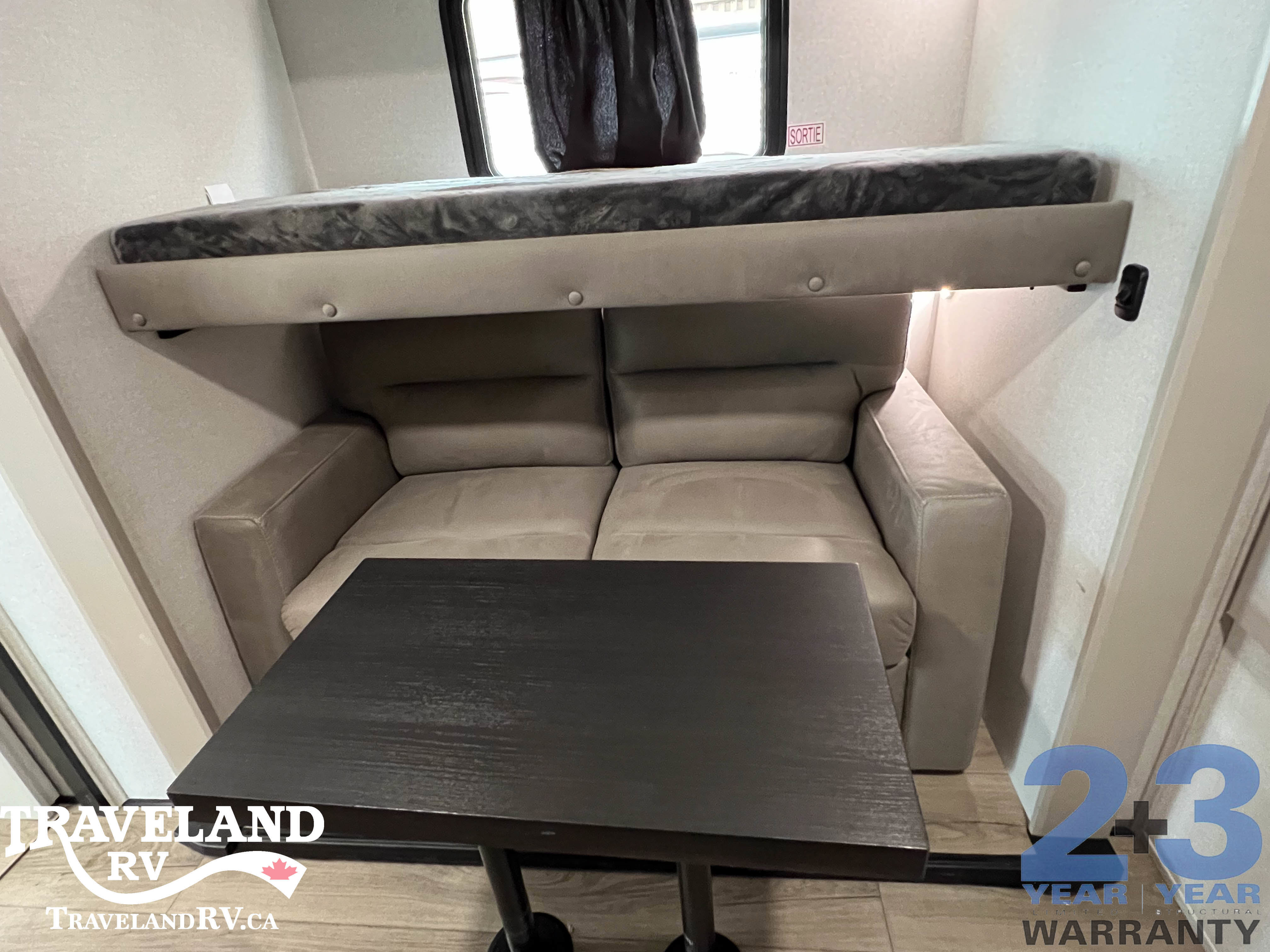 2026 Jayco North Point 377RLBH - Image 31
