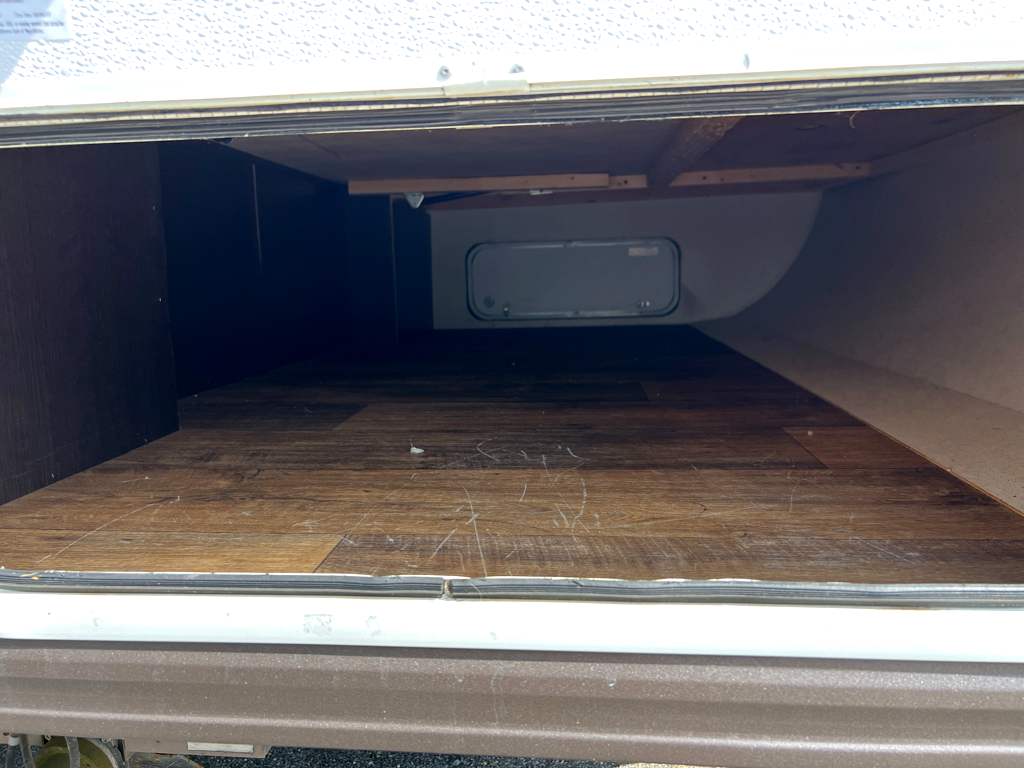 2018 FOREST RIVER WILDWOOD 254RLXL - Image 23