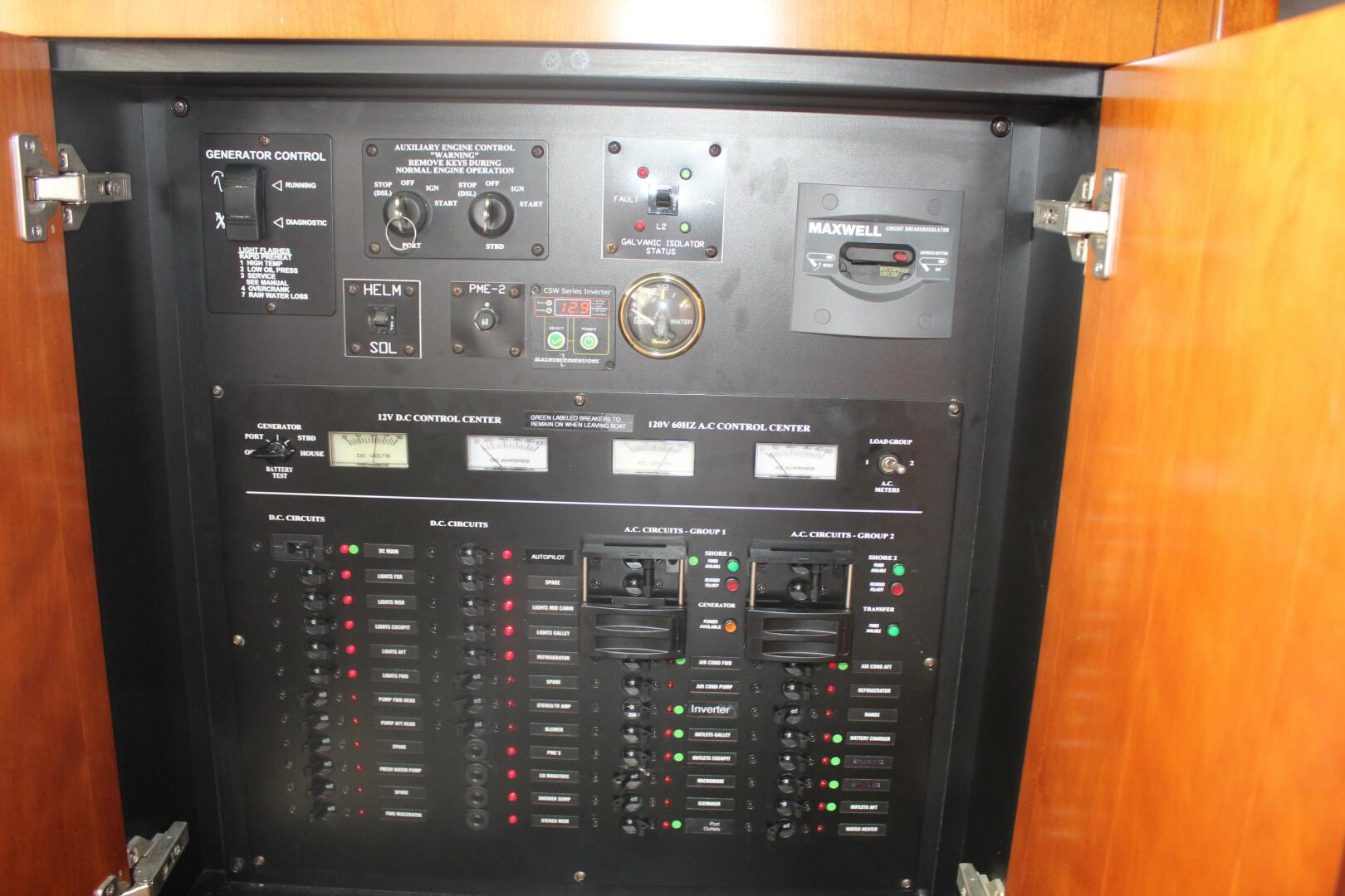 2007 Cruisers Yachts 420 Express - Image 26