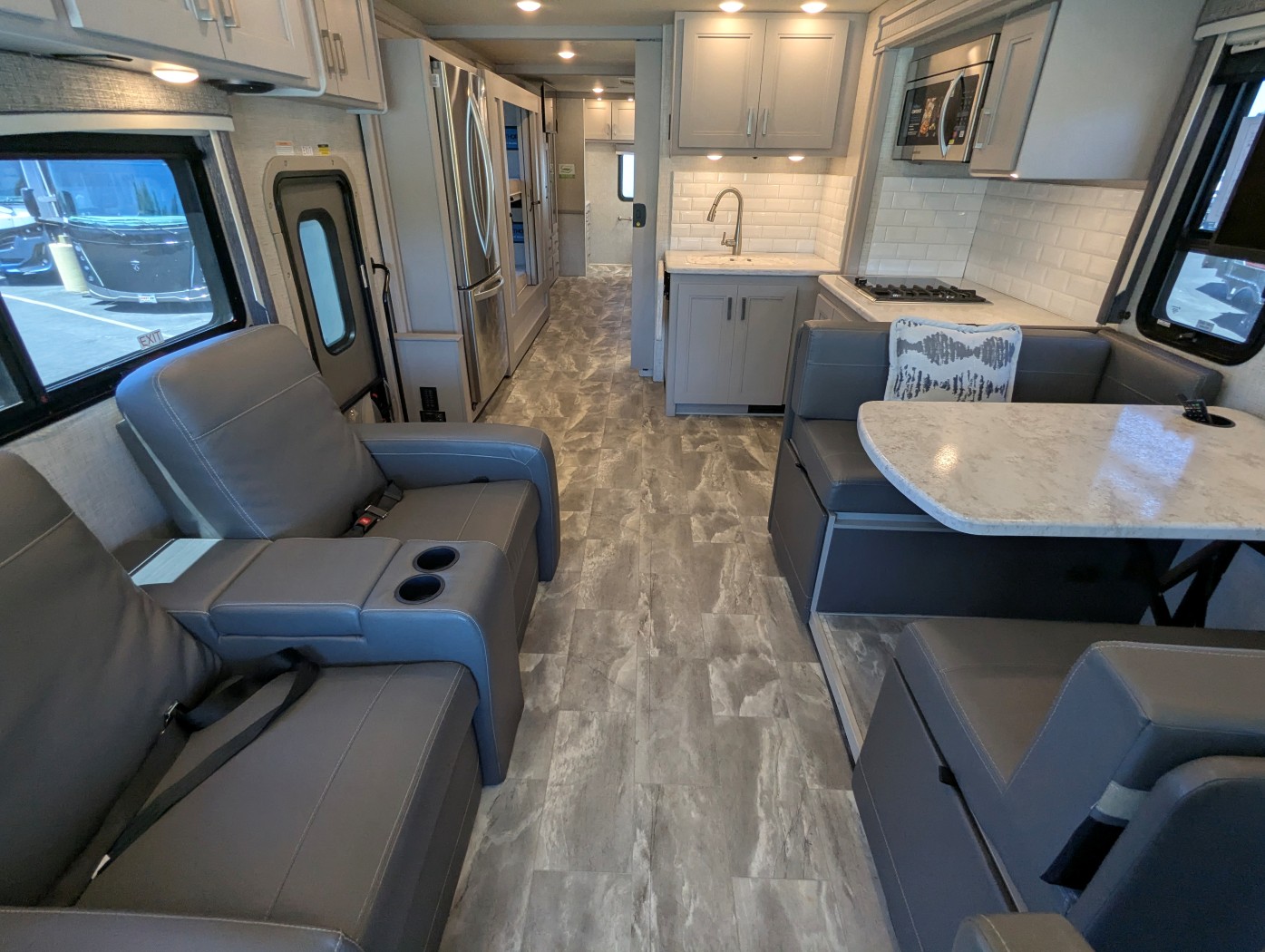 2023 Thor Motor Coach Challenger 37DS - Image 29
