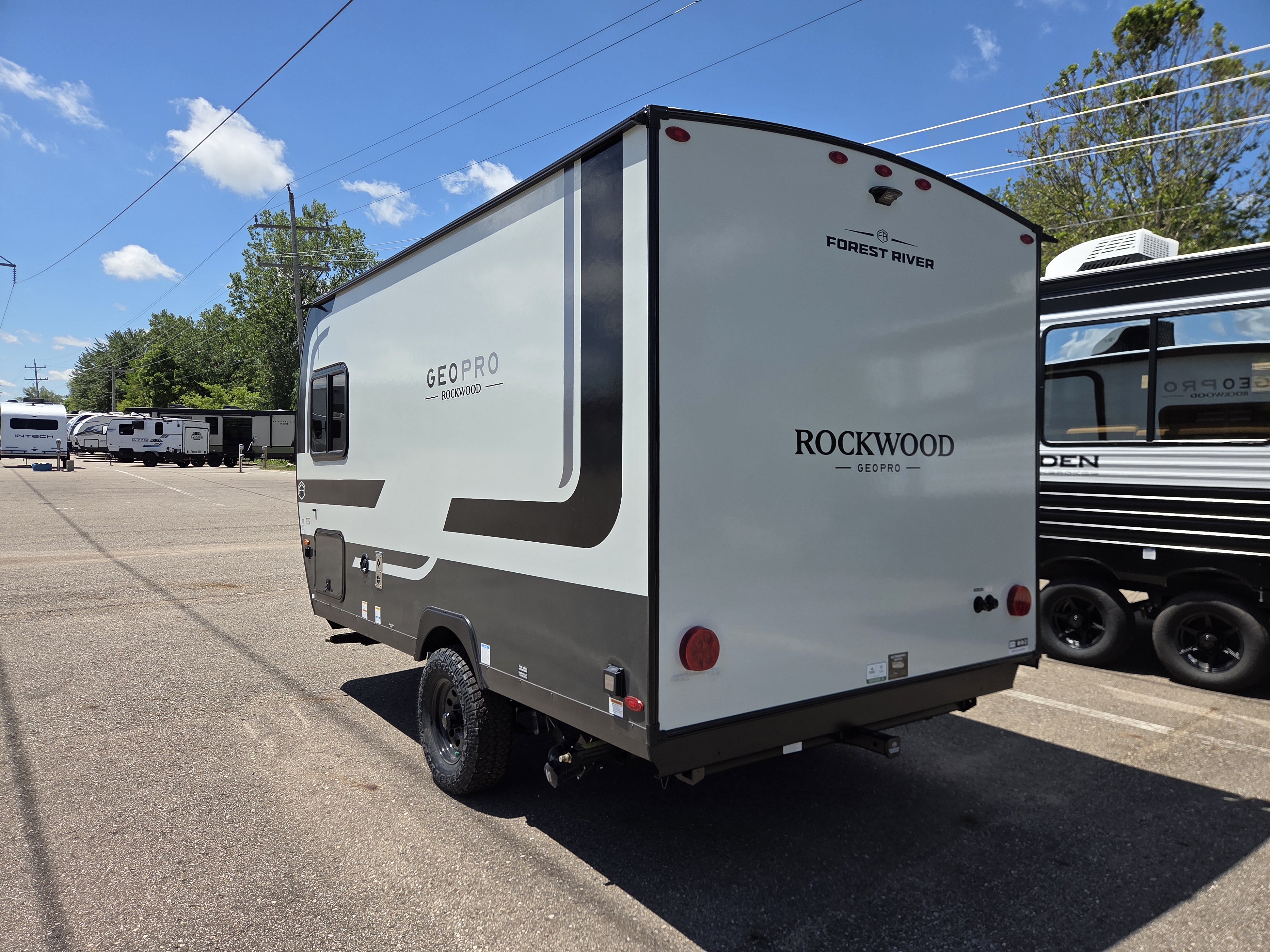 2027 Forest River Rockwood Geo Pro 13DLE - Image 3