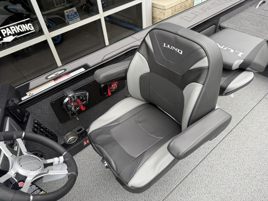 2026 Lund 2075 Pro-V Sport - Image 23