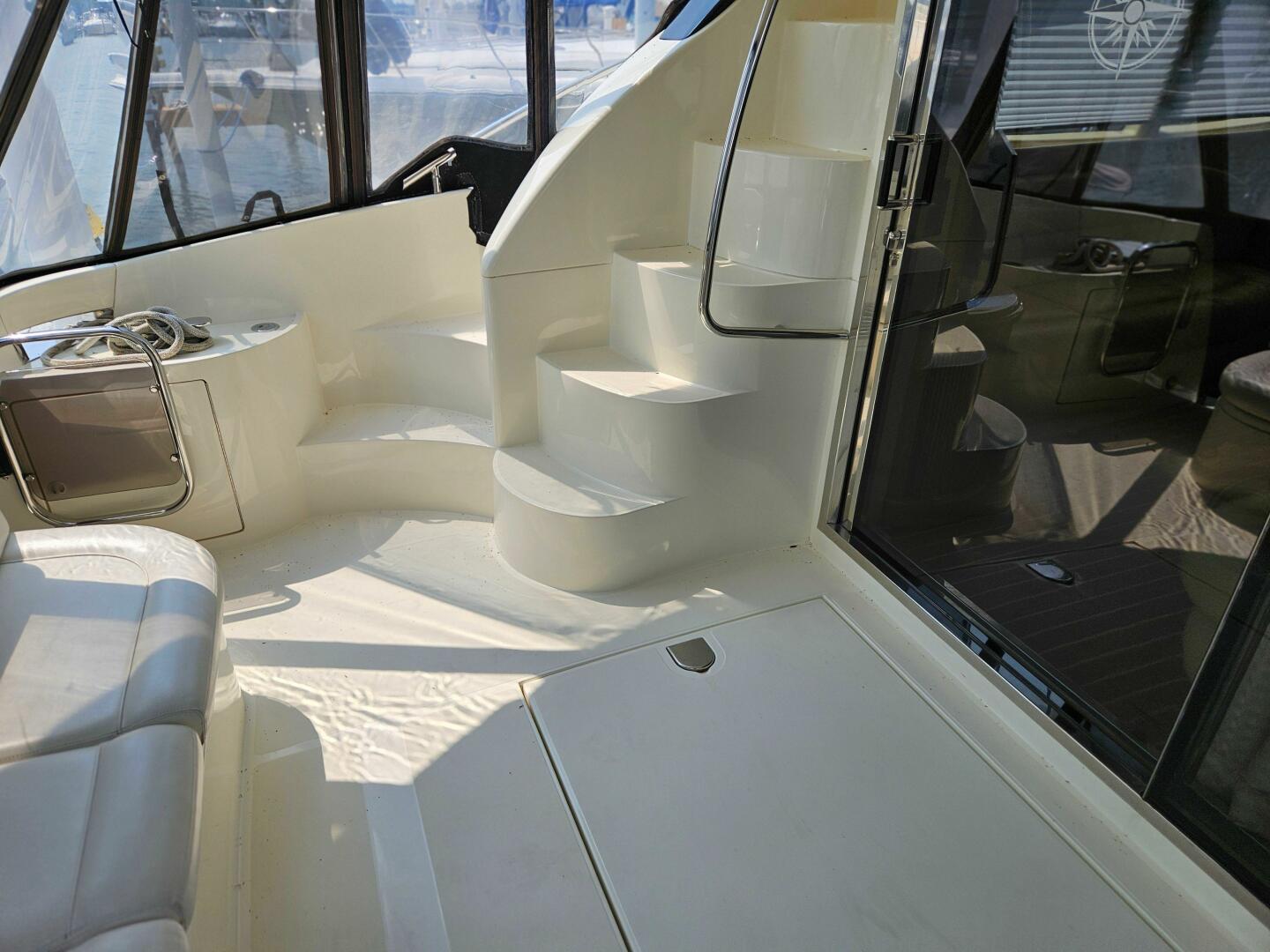 2003 Azimut 46 Motor Yacht - Image 14