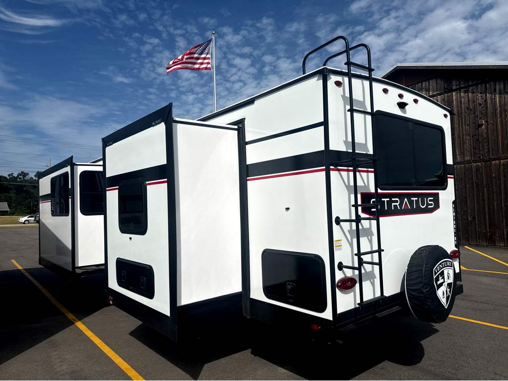 2027 VENTURE RV STRATUS 262VFK - Image 3