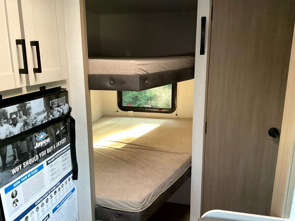 2027 JAYCO Jay Flight 178DBS - Image 16