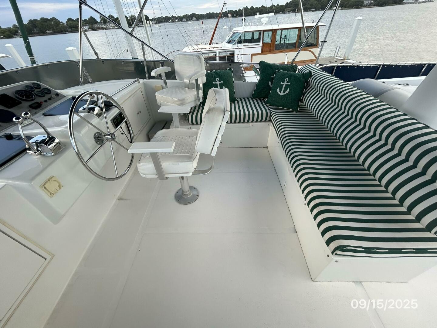 2000 Ocean Alexander 450 Classico - Image 17