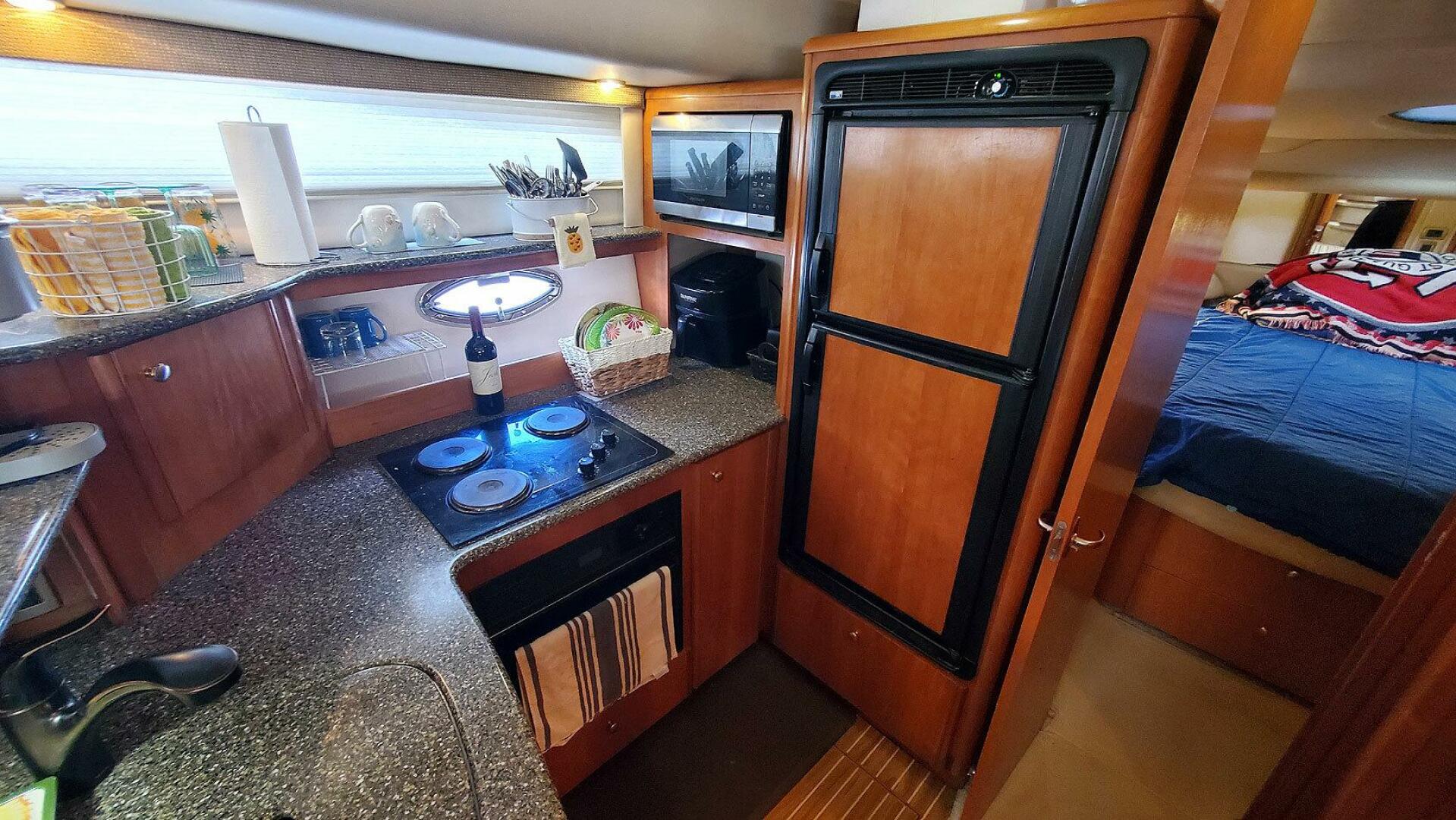 2004 Meridian 408 - Image 14