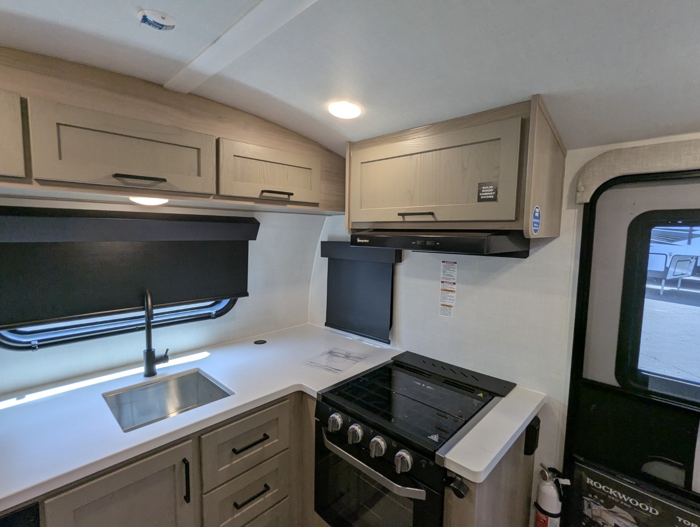 2026 Forest River Rockwood Geo Pro G20FK - Image 12