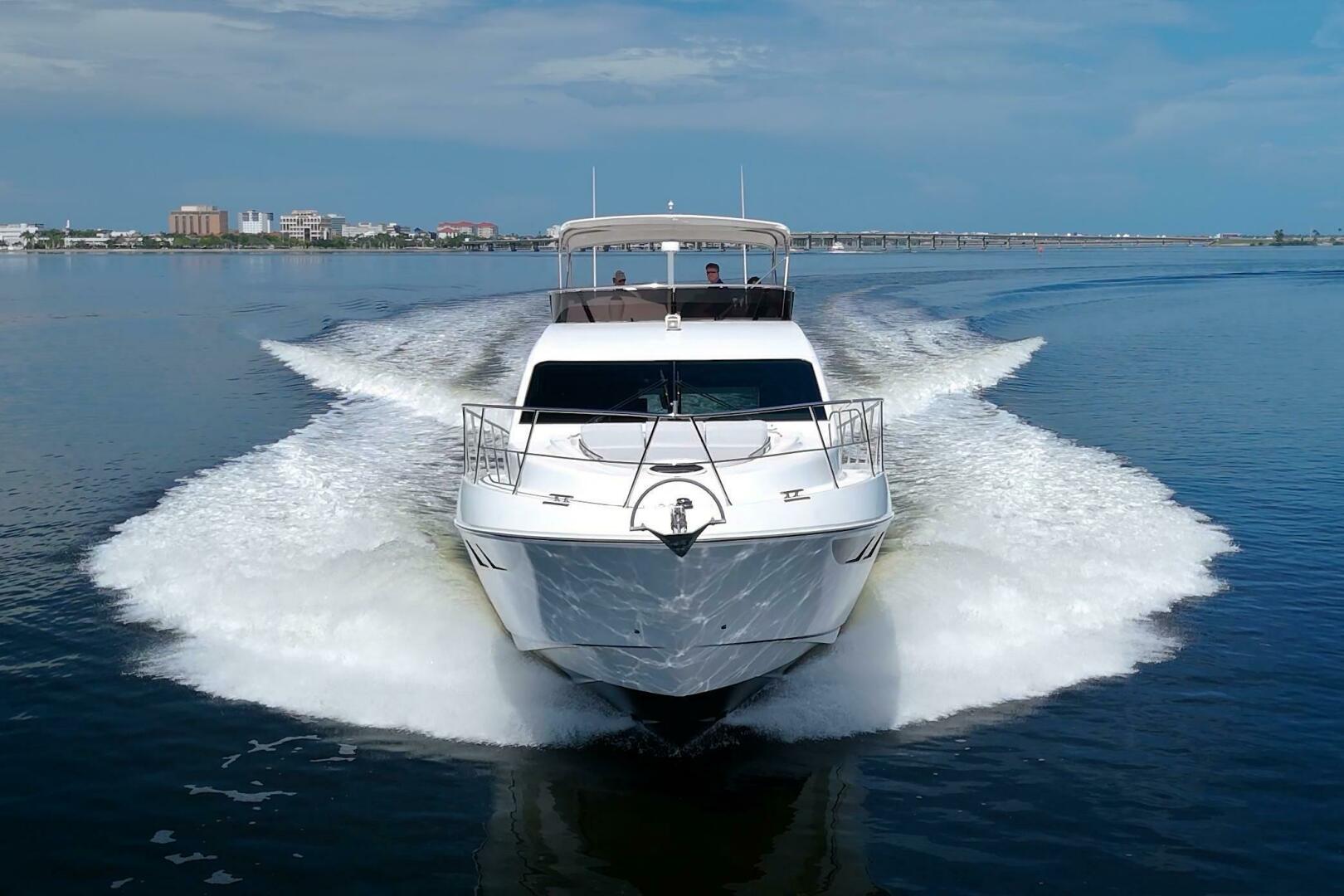 2015 Dyna Yachts 60 Pilothouse Motoryacht - Image 5