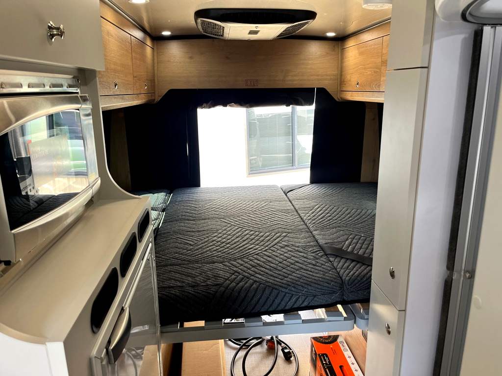 2026 AIRSTREAM RANGELINE - Image 7