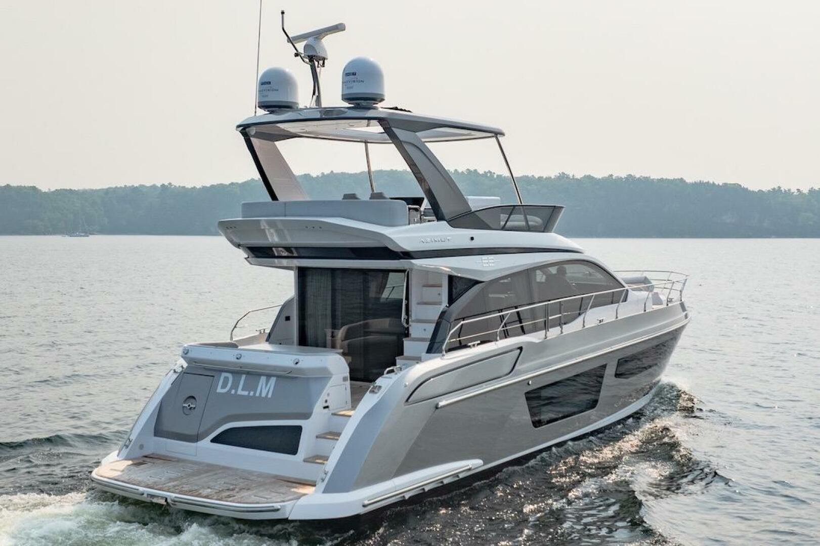 2023 Azimut Fly 53 - Image 16