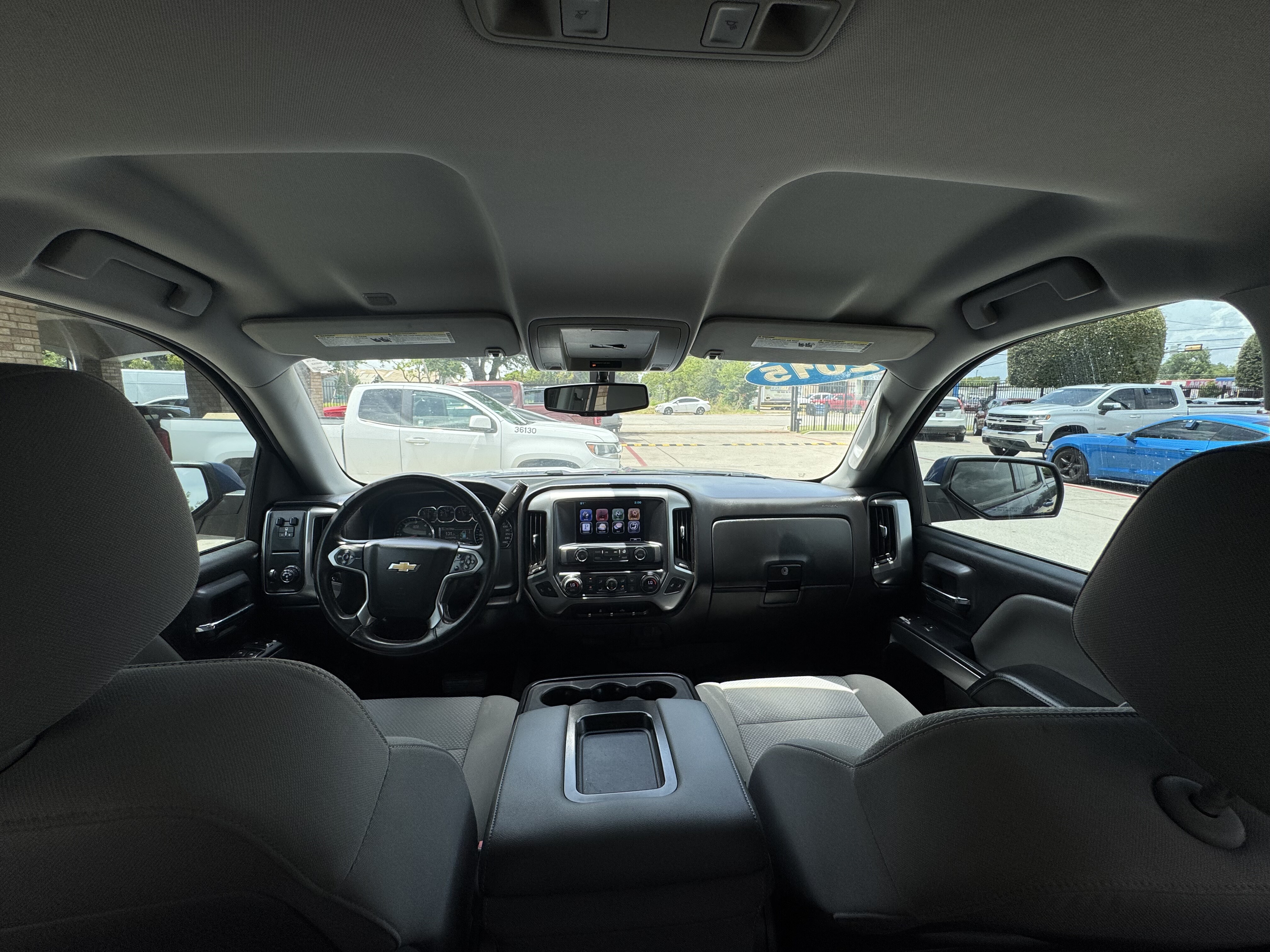 2015 Chevrolet Silverado 1500-V8 Extended Cab LT 2WD - Image 28