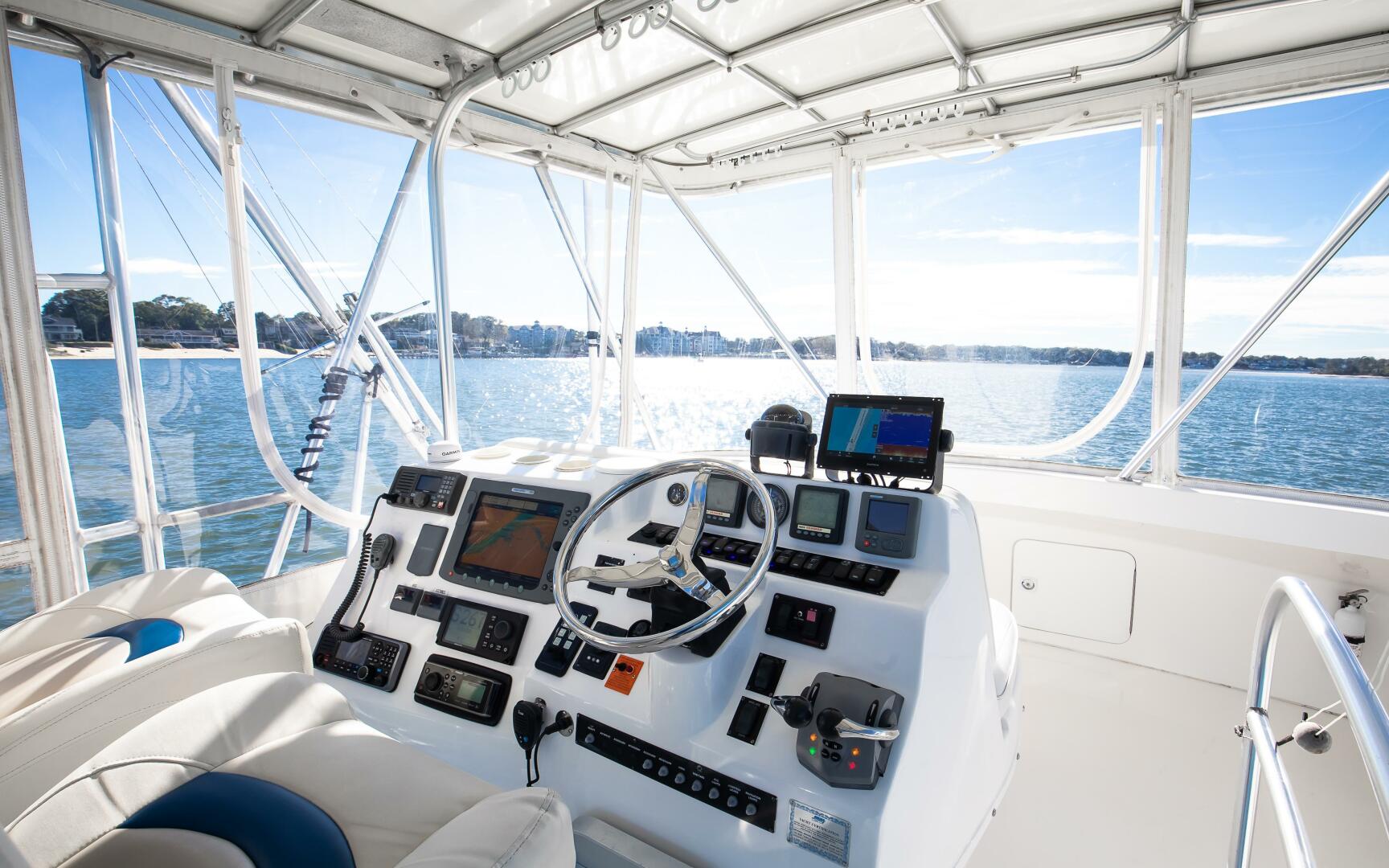 2007 Luhrs 36 Convertible - Image 5