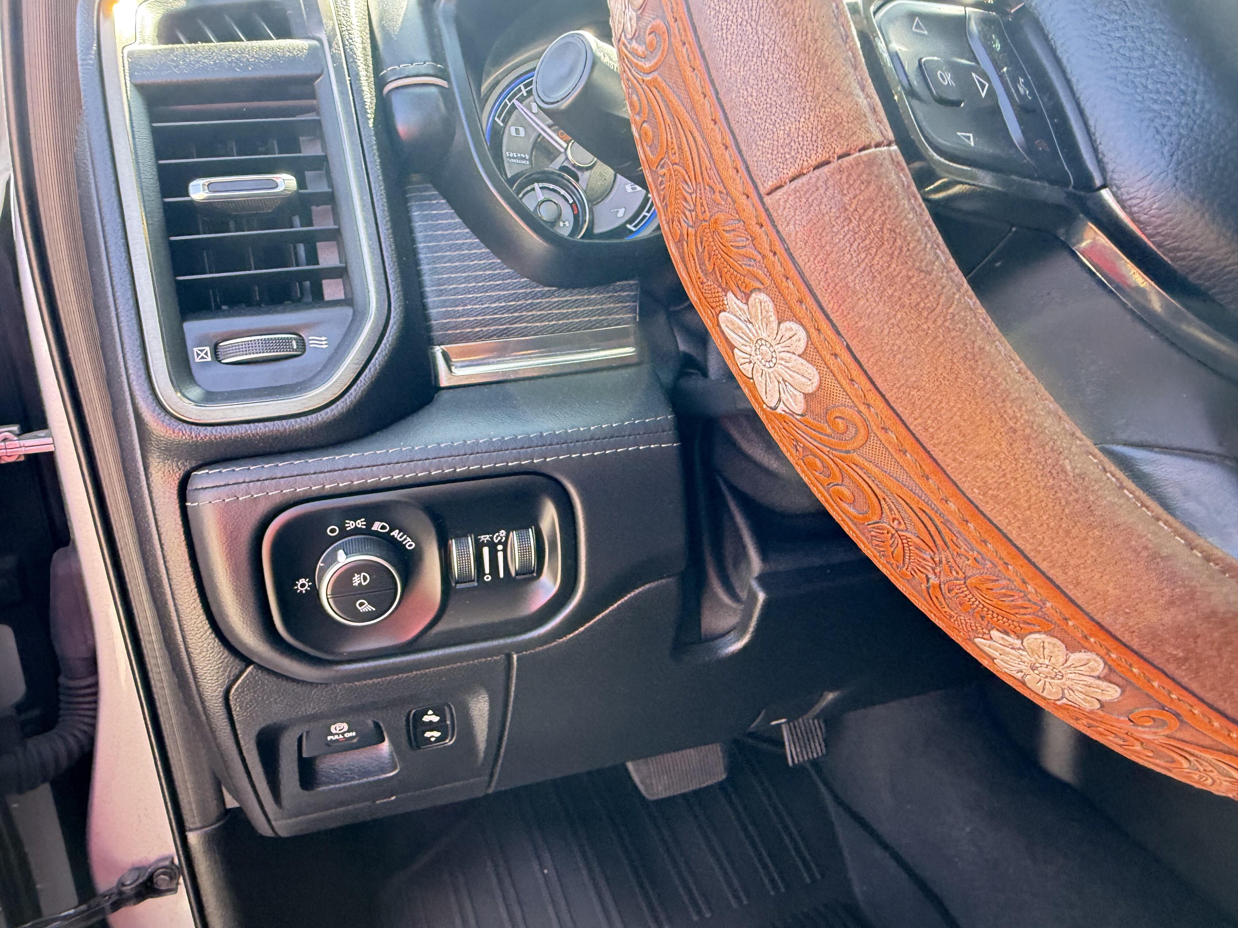 2019 Ram 1500 Pickup Crew Cab Bighorn/Lone Star 4WD - Image 18