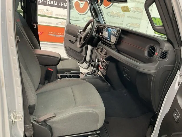2024 Jeep Wrangler Utility 4D Rubicon 4WD - Image 25
