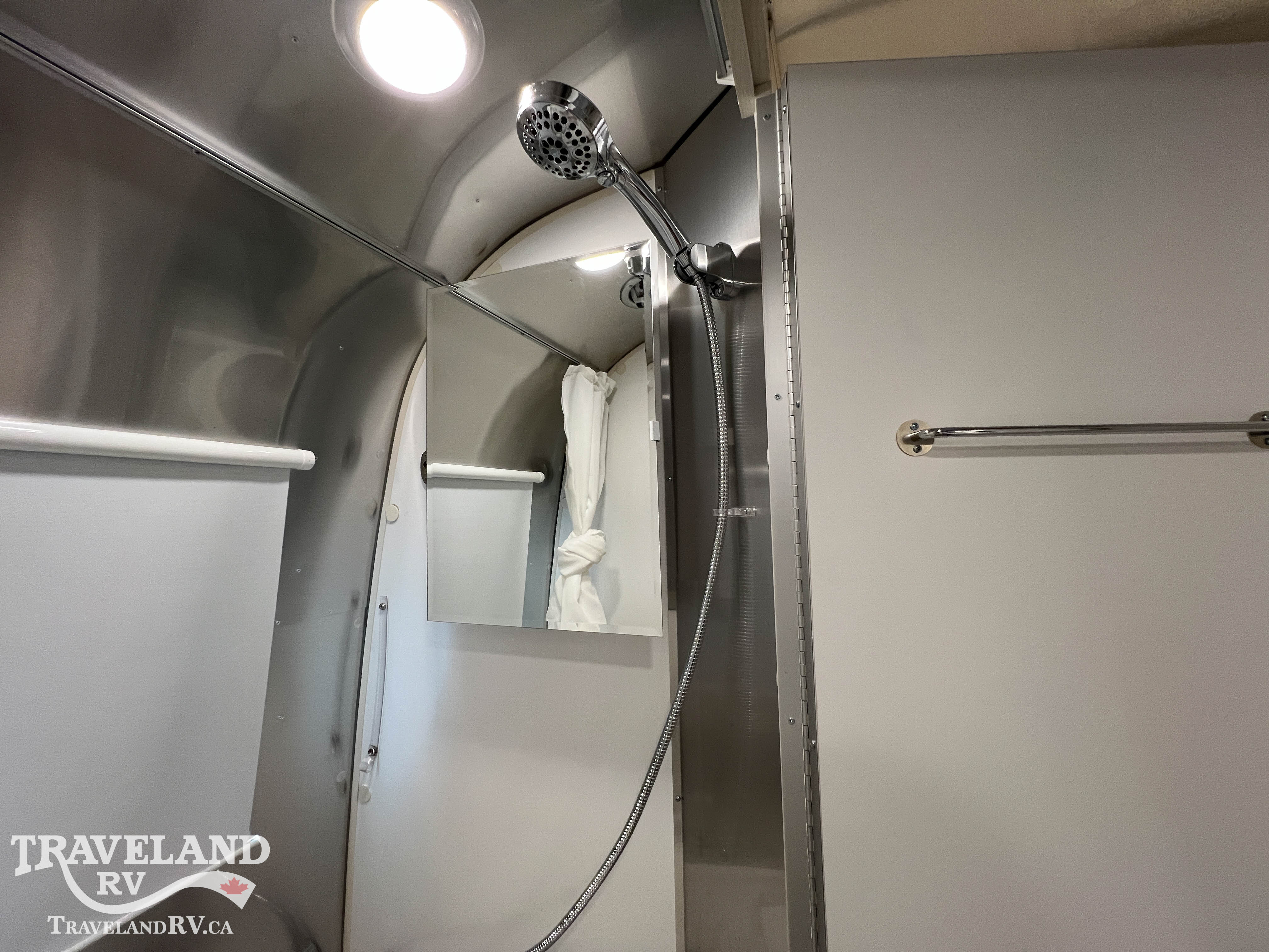 2026 AIRSTREAM 16RB BAMBI - Image 24
