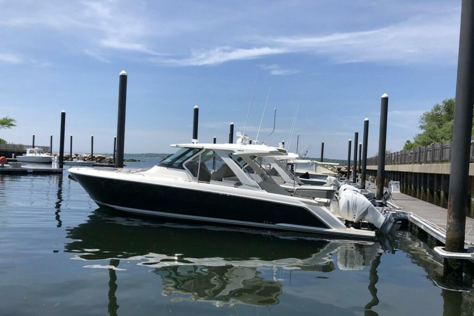 2021 TIARA YACHTS TIARA YACHTS 38 LS Base - Image 3