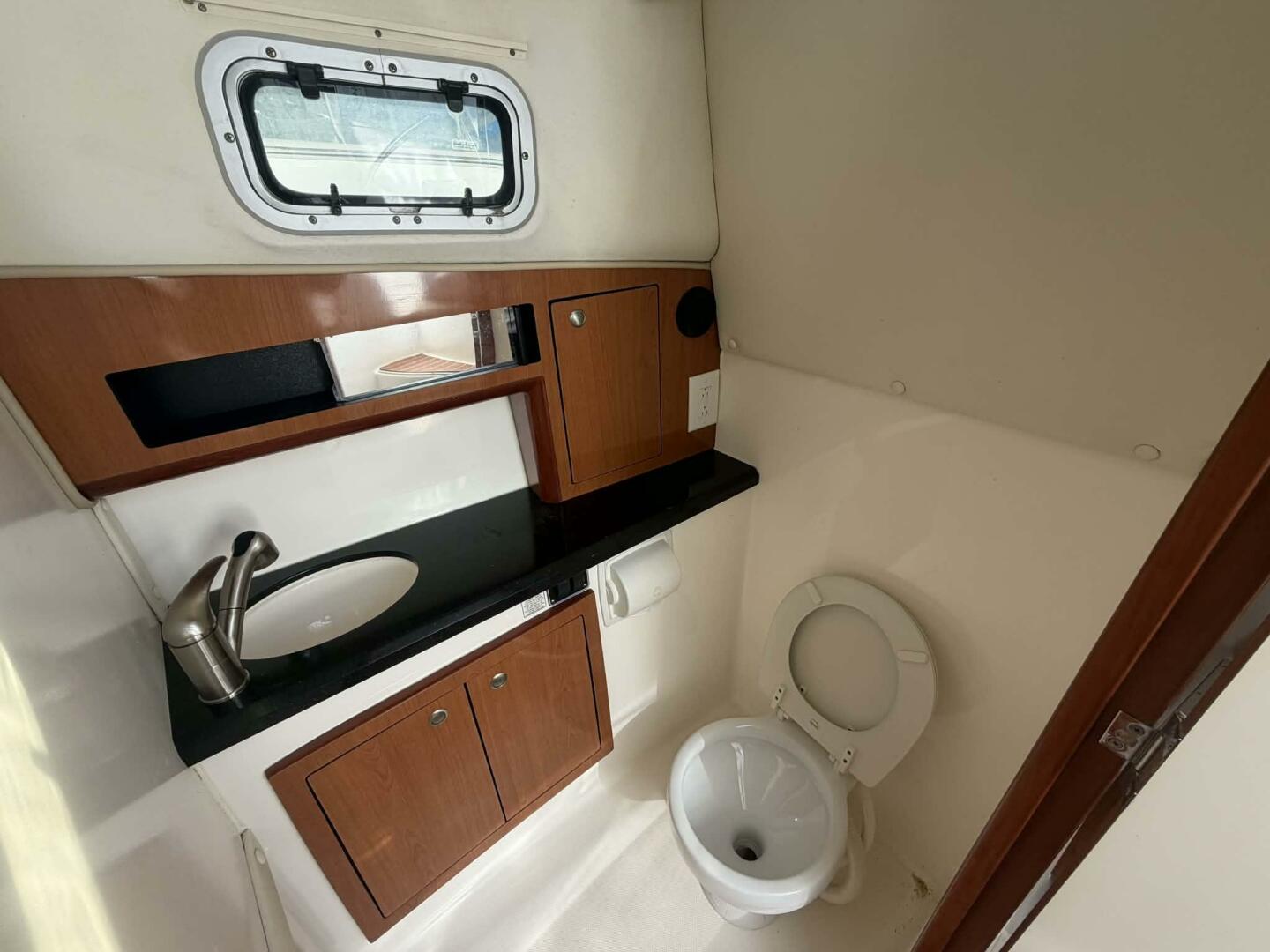 2007 Century 3200 WA - Image 35