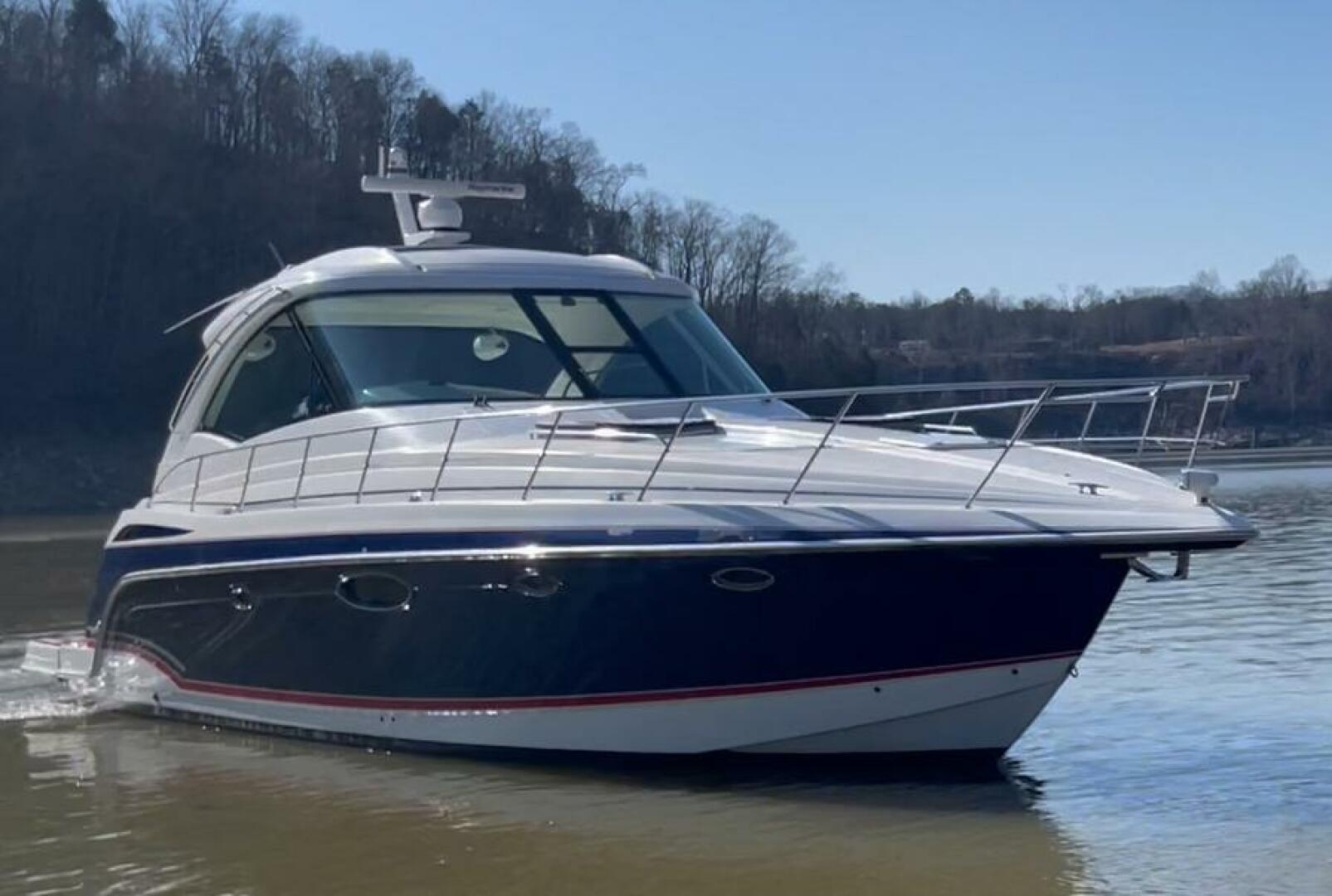 2008 Formula 45 Yacht - Image 2
