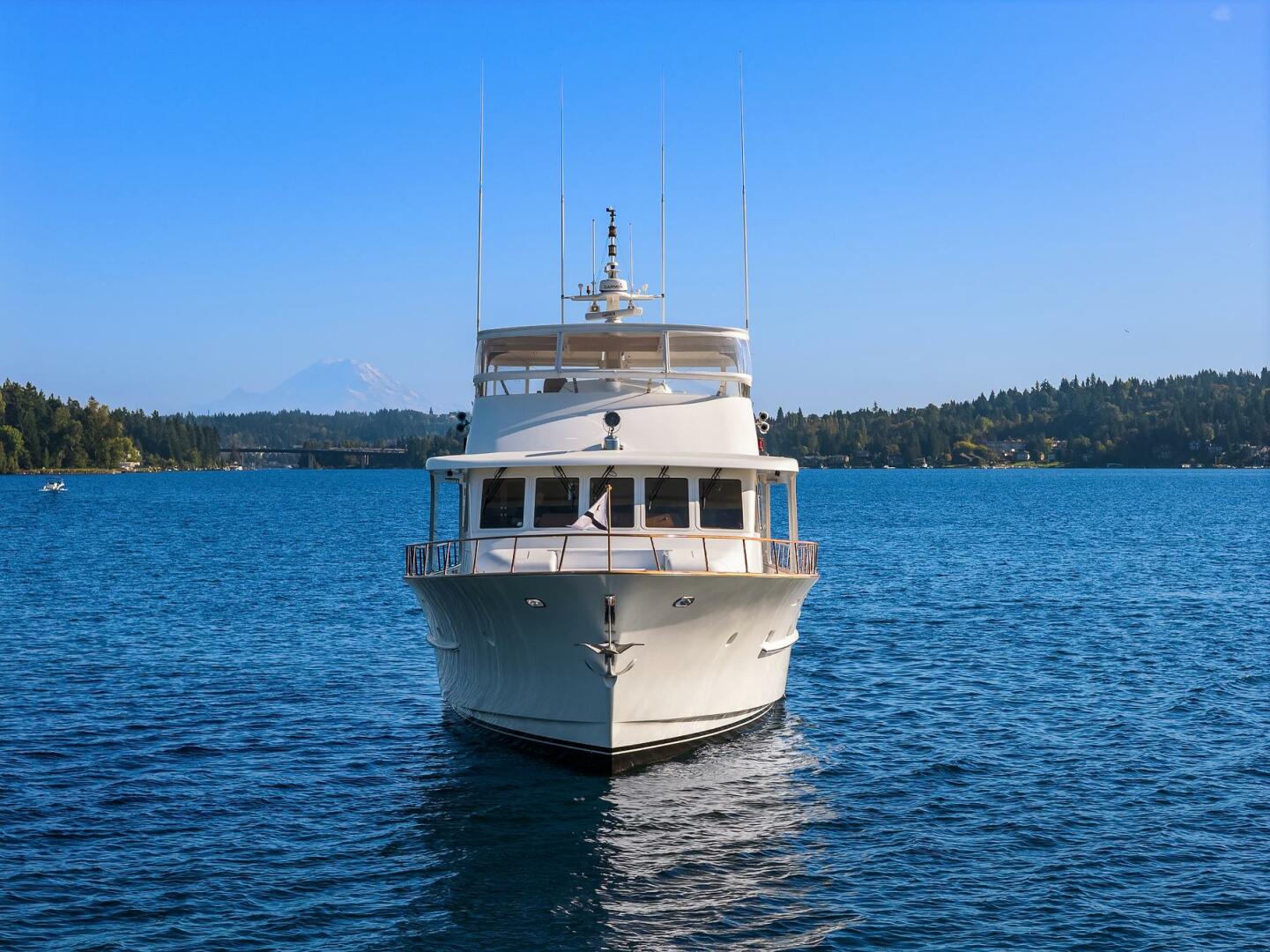 2001 Rayburn Custom Yachts Flush Deck - Image 98