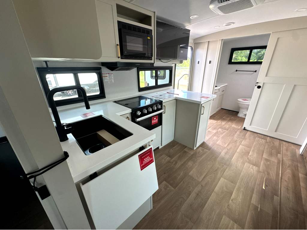 2027 GRAND DESIGN IMAGINE 2300MK - Image 14