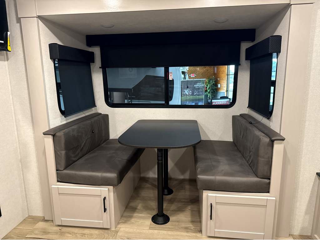 2026 JAYCO JAY FEATHER AIR 19MBS - Image 10