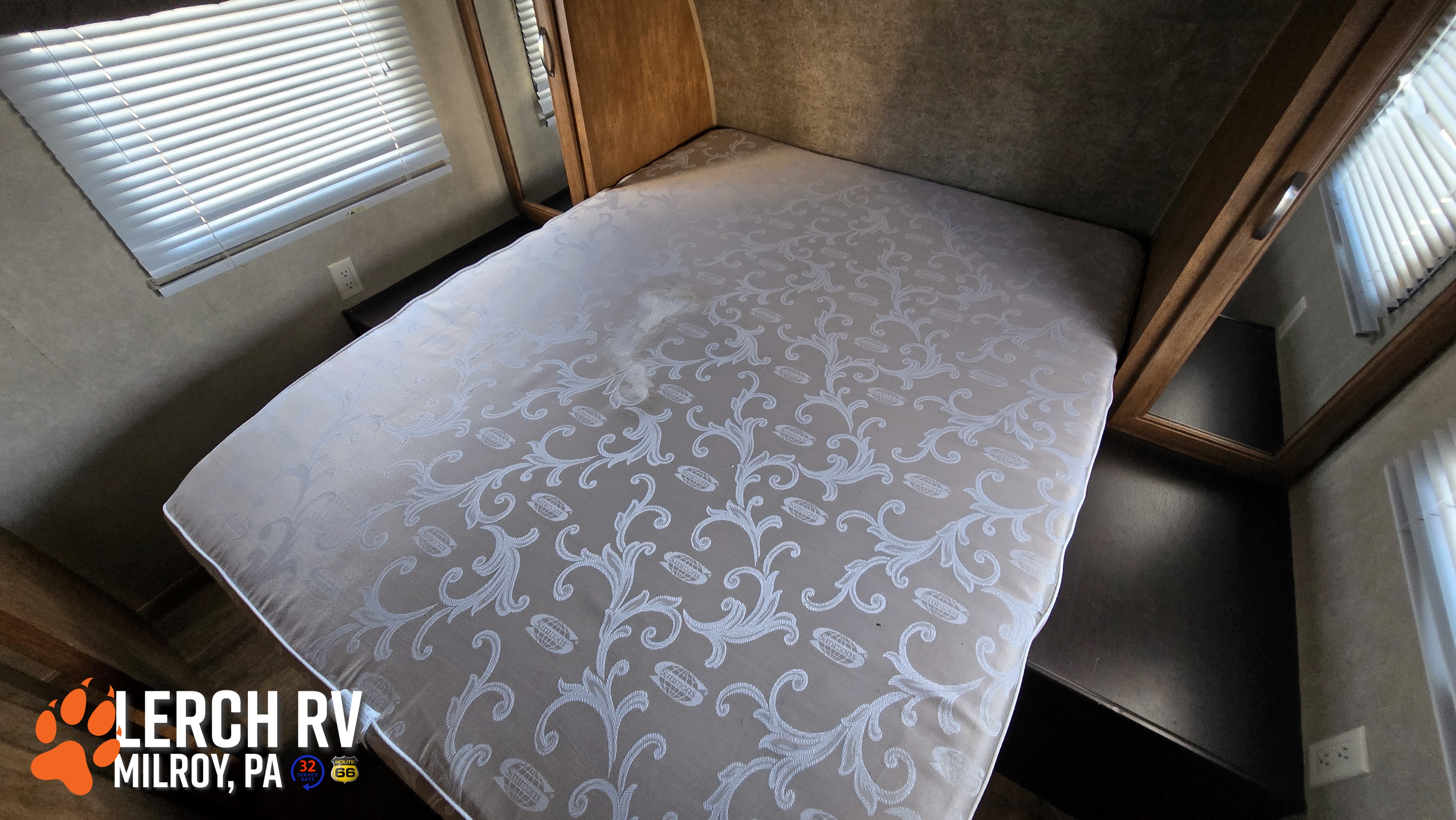 2016 FOREST RIVER WILDWOOD XLITE 263BHXL - Image 17