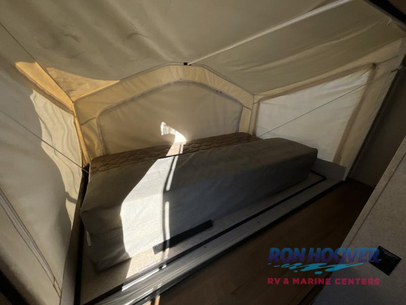 2018 FOREST RIVER ROCKWOOD ROO 21DK - Image 14