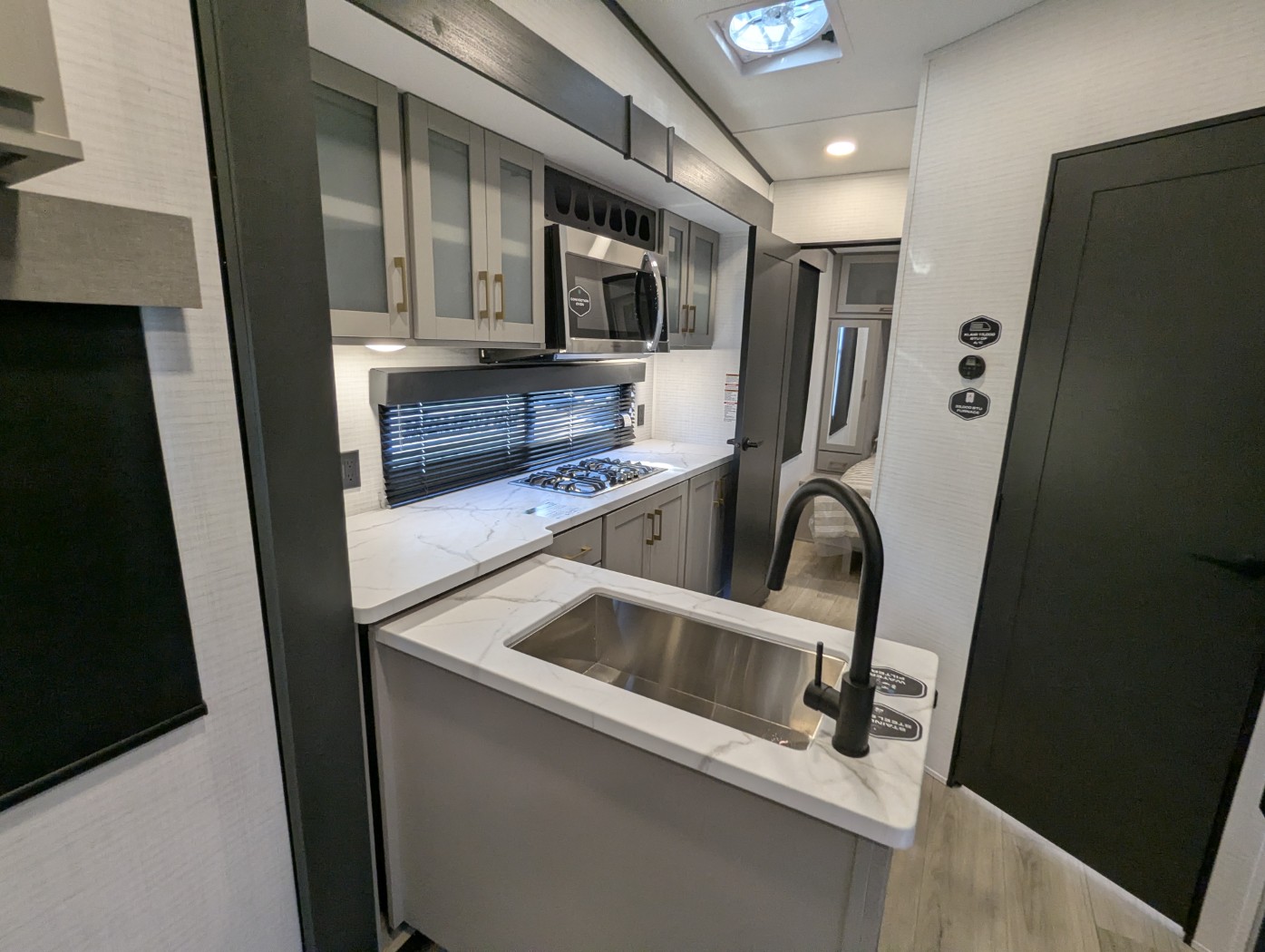 2027 Forest River Stealth 2900 - Image 24