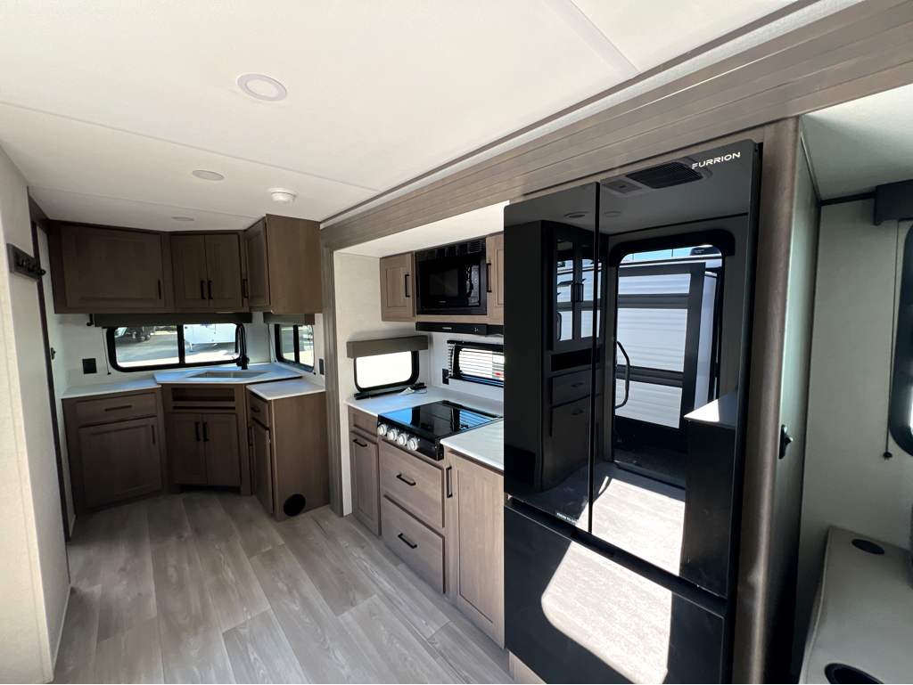 2026 GRAND DESIGN TRANSCEND 25MLX - Image 12