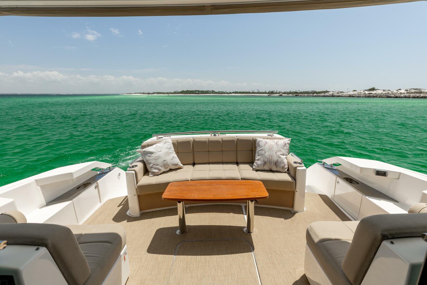 2015 Tiara Yachts 44 Coupe - Image 2