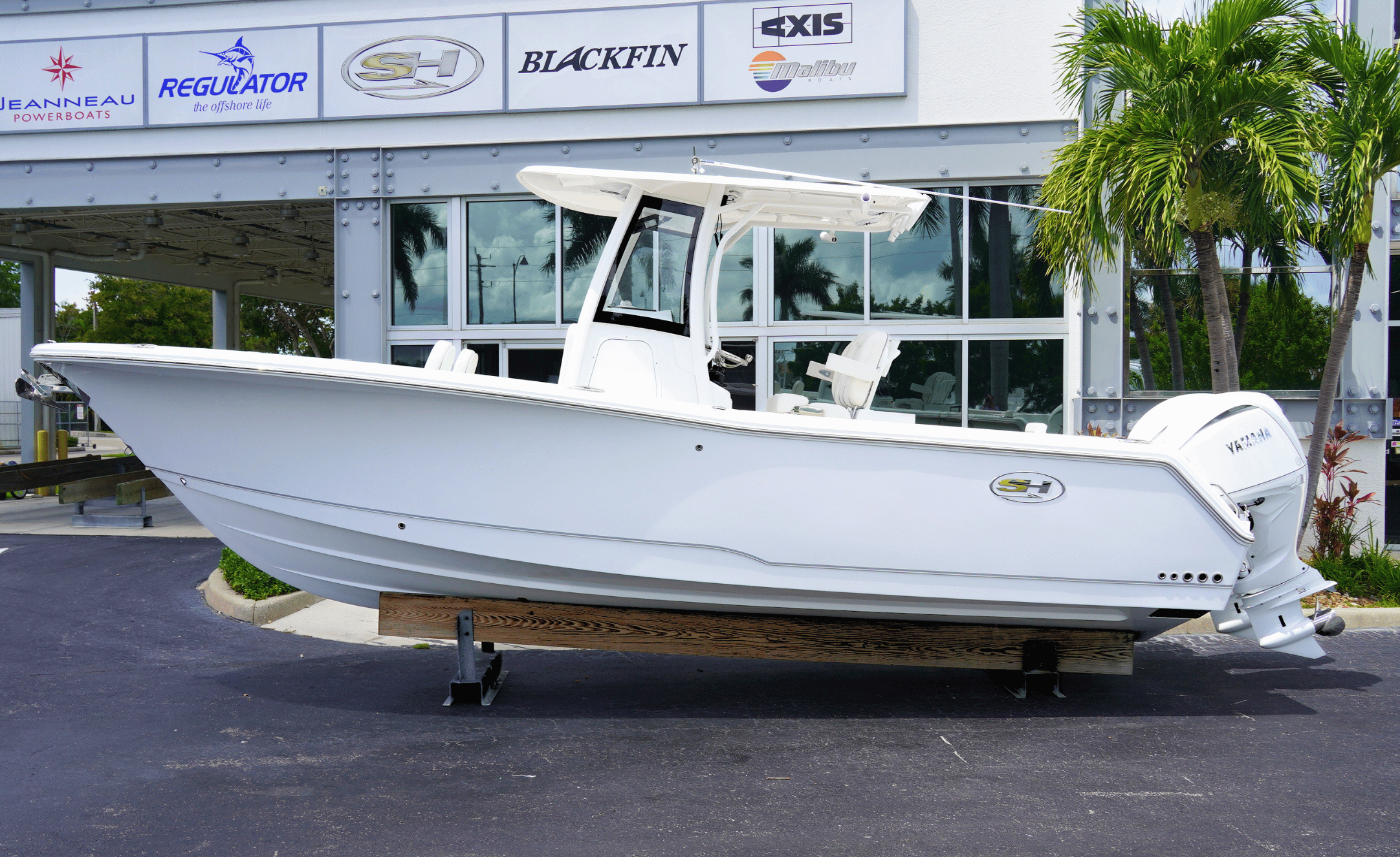 2027 SEA HUNT GAMEFISH 25 - Image 1