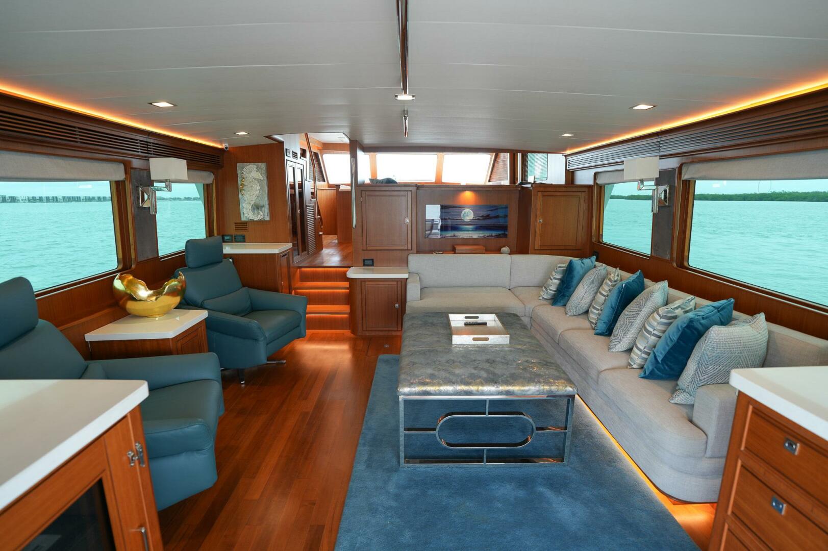 2022 Marlow Explorer 62E-CB - Image 5