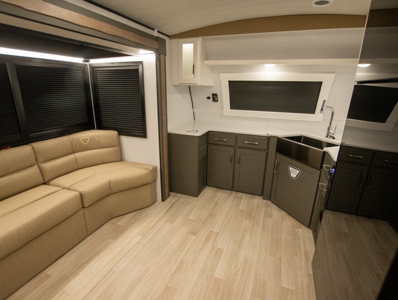 2026 Keystone Bullet Premium 265FKS - Image 5