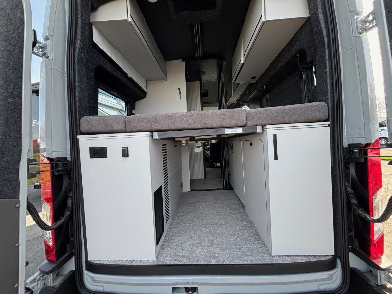 2026 Grand Design Lineage Series VT LVT1 - Image 12