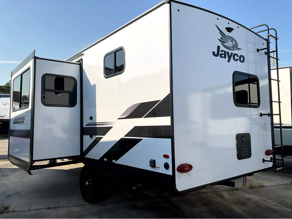2026 JAYCO Jay Feather 19 MBS - Image 27