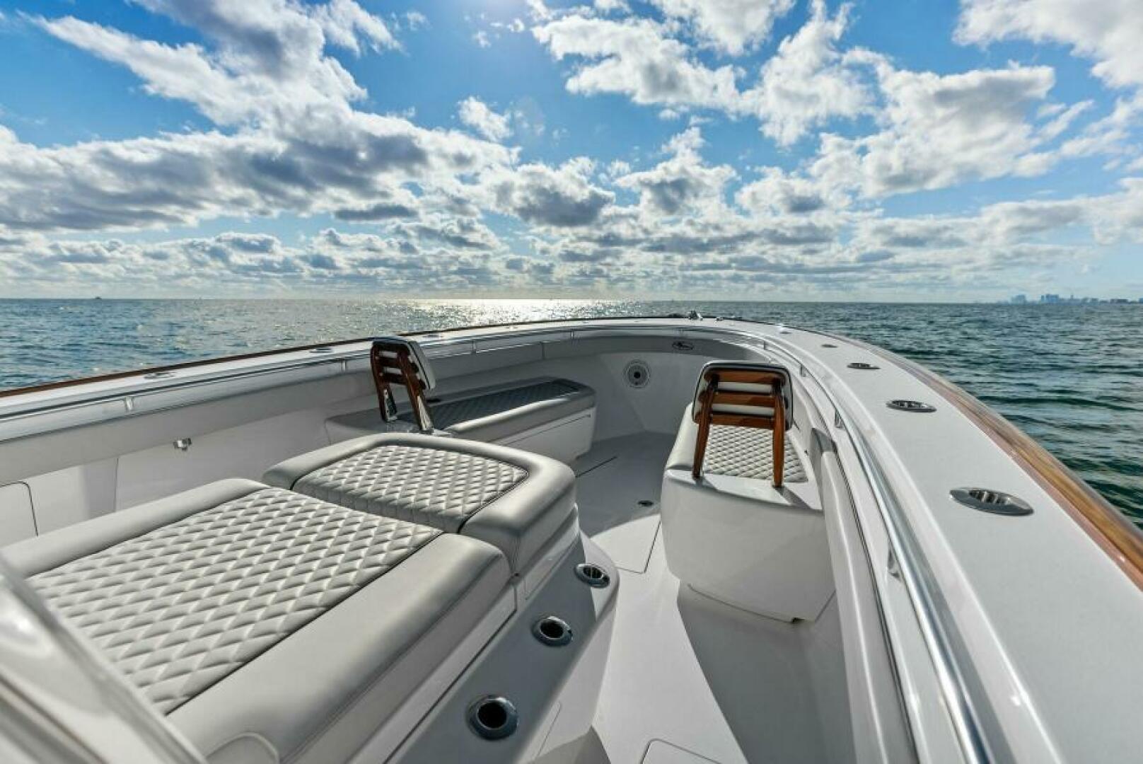 2021 Valhalla Boatworks V-37 - Image 12