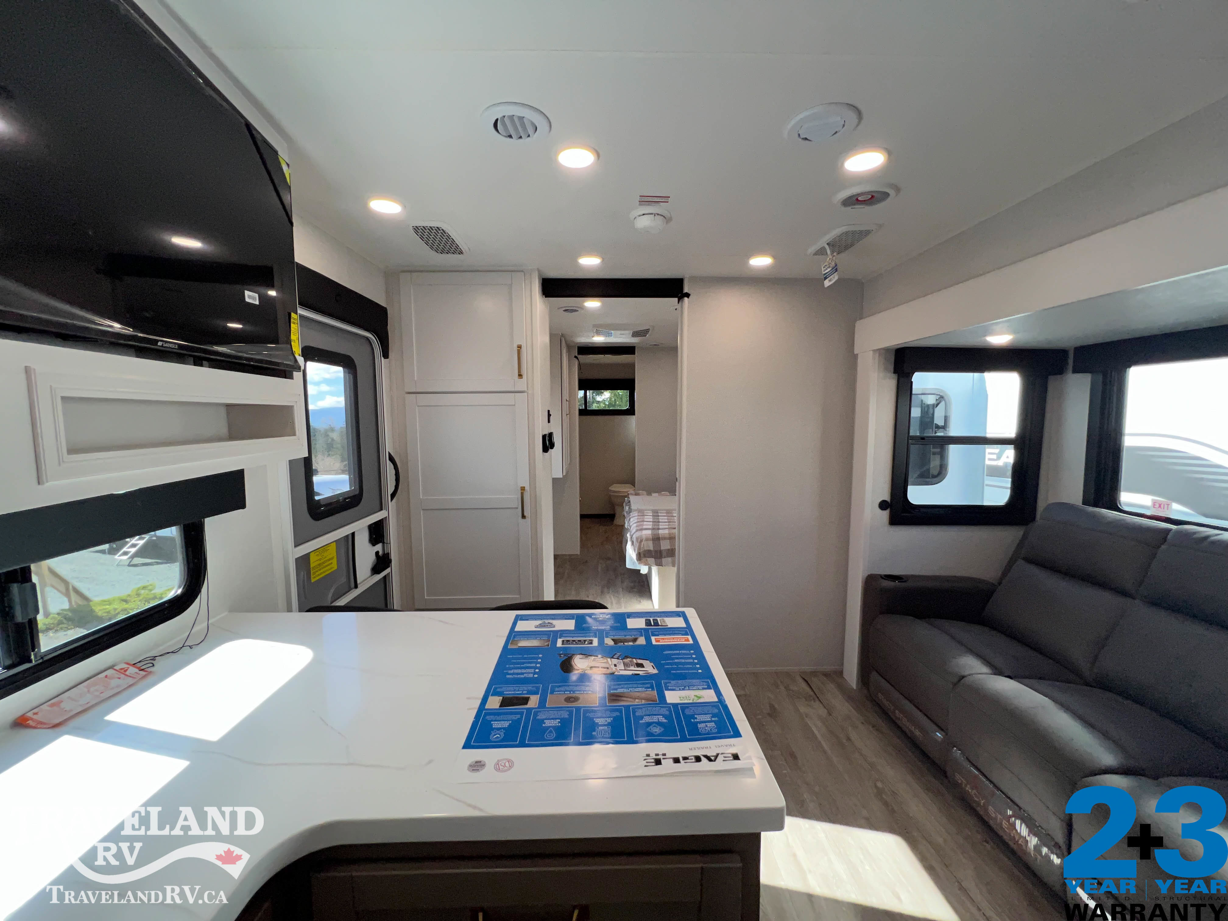 2026 Jayco Eagle HT 265FKDS - Image 4