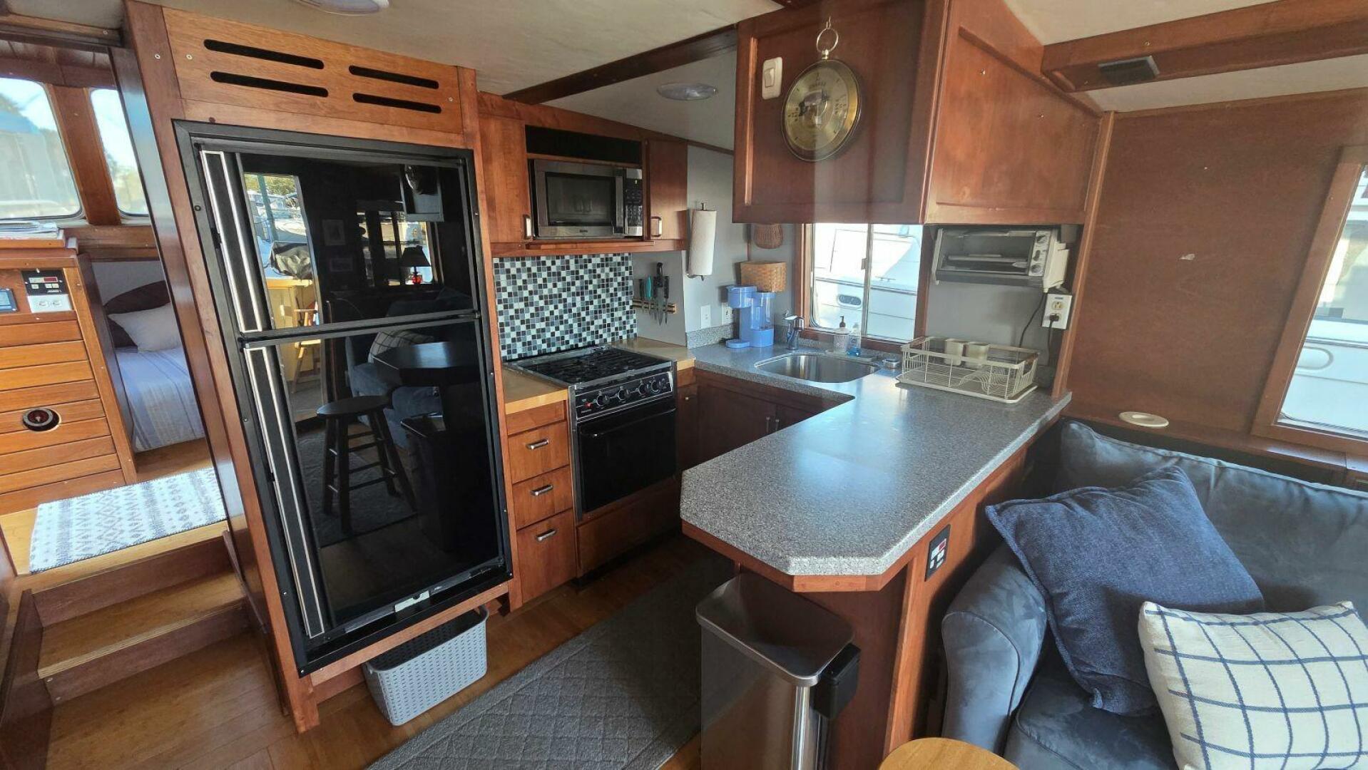 2004 Pilgrim Progress Mark II 42 - Image 12