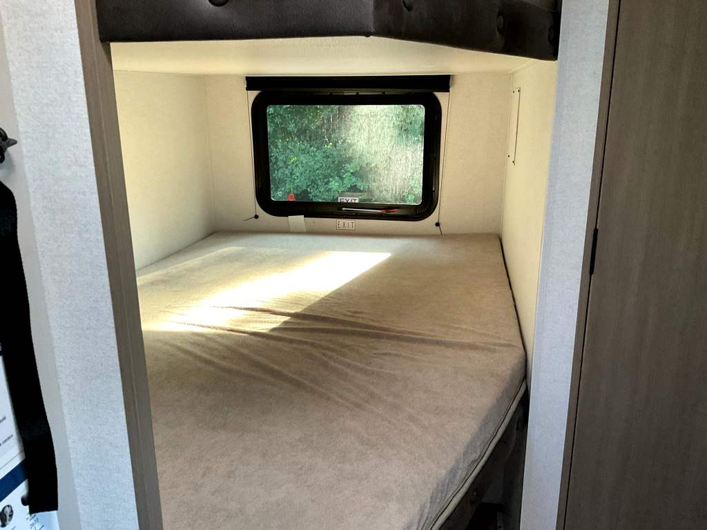 2027 JAYCO Jay Flight 178DBS - Image 19