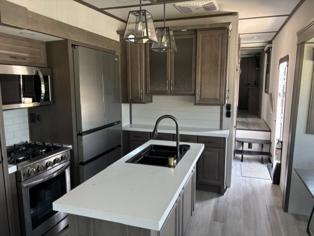 2024 GRAND DESIGN SOLITUDE 378MBS - Image 12