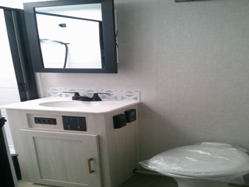 2025 Forest River Surveyor Legend 265RBLE - Image 14