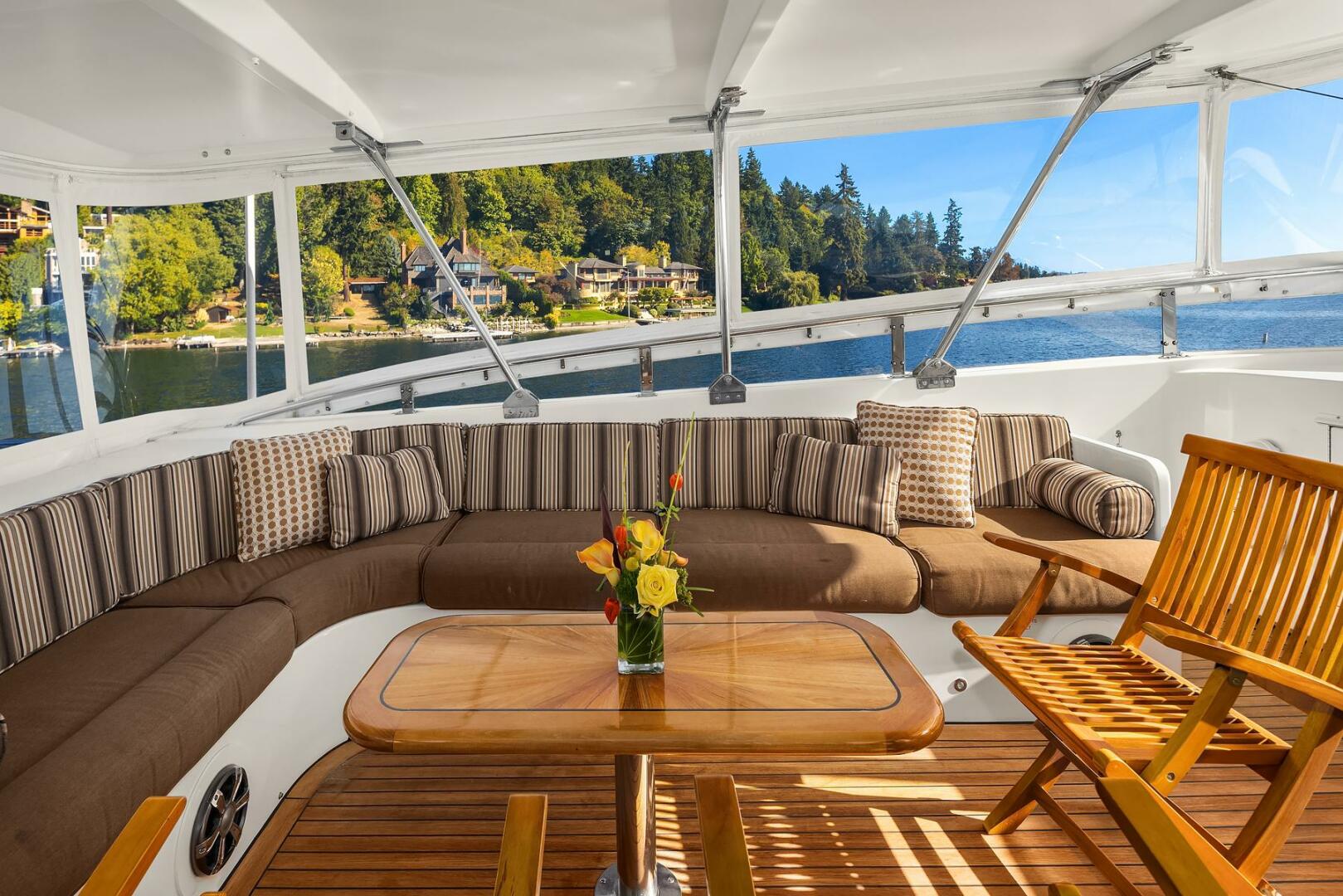 2001 Rayburn Custom Yachts Flush Deck - Image 46
